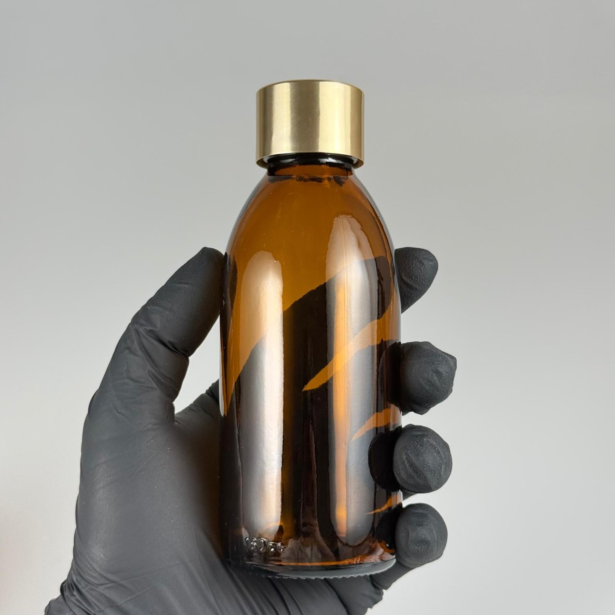 160 CC AMBER CAM ŞİŞE + ALÜMİNYUM KAPLAMALI GOLD KAPAKLI + KÖR TIPALI TAKIM -  160 ML KAHVERENGİ CAM ŞİŞE