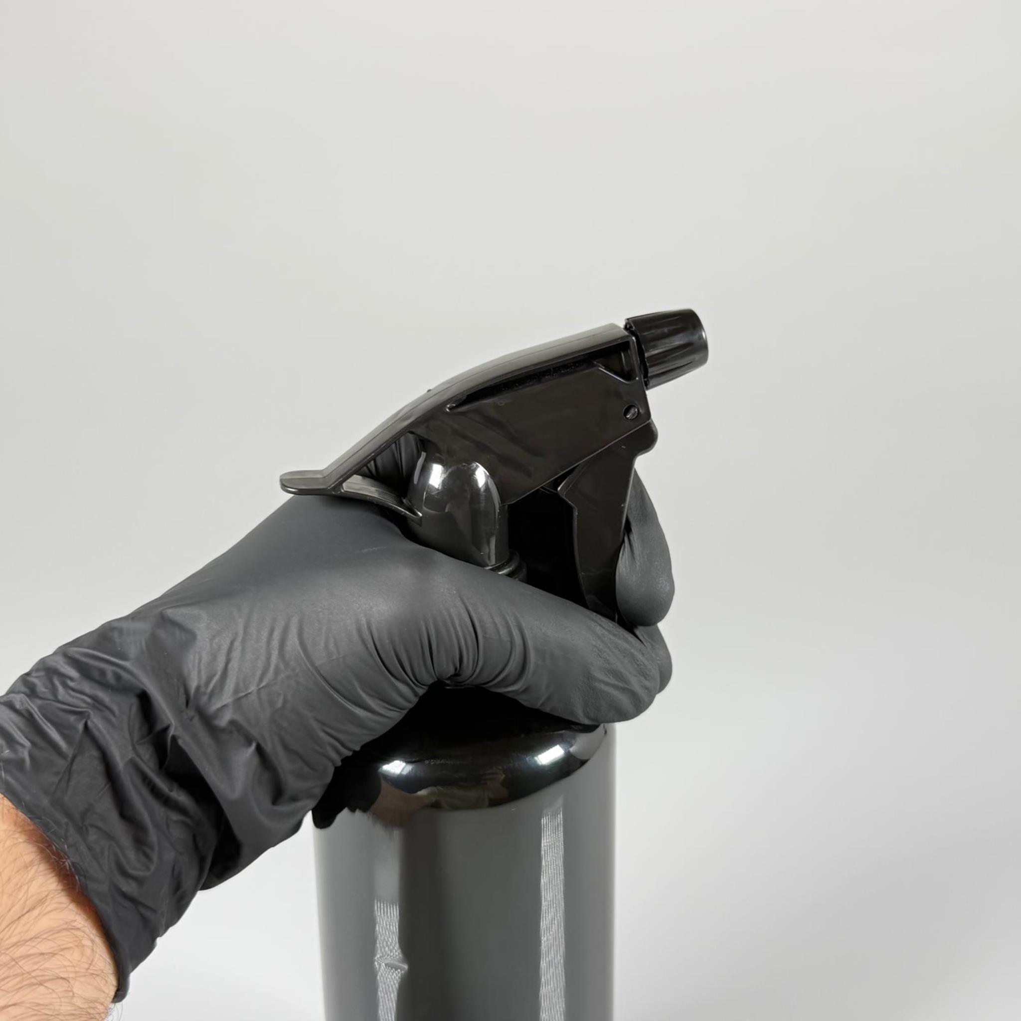 500 CC SİYAH UZUN SİLİNDİR PET ŞİŞE KALIN (26 GR) - SİYAH TRİGER DOZAJLI KİMYASALA DAYANIKLI SPREYLİ - 28 AĞIZ - 500 ML PET ŞİŞE