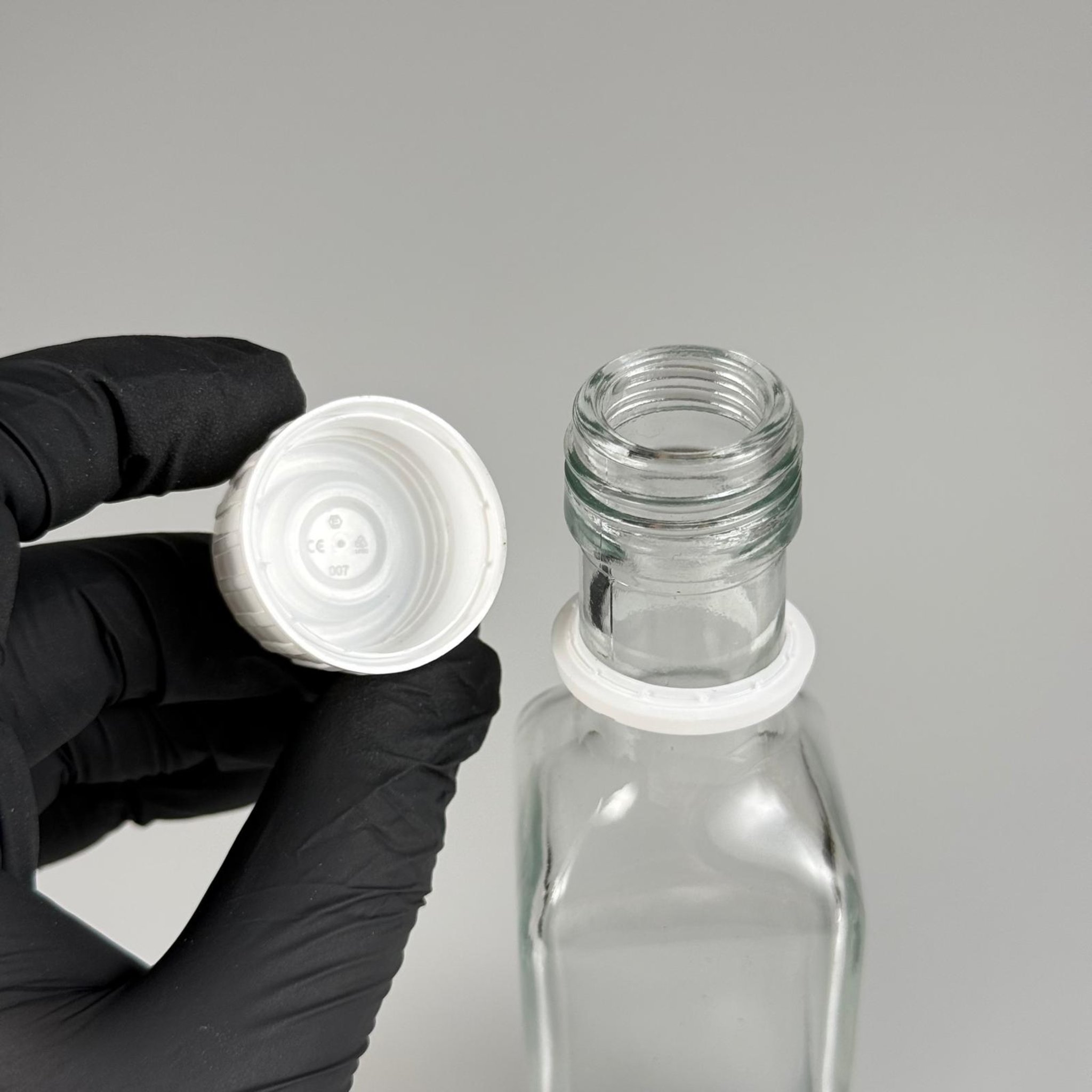 100 CC MARASKA CAM ŞİŞE + BEYAZ KİLİTLİ KAPAK + 15 ML ÖLÇEK TAKIM - 100 ML KÖŞELİ CAM ŞİŞE - 100 ML KARE CAM YAĞ ŞİŞESİ