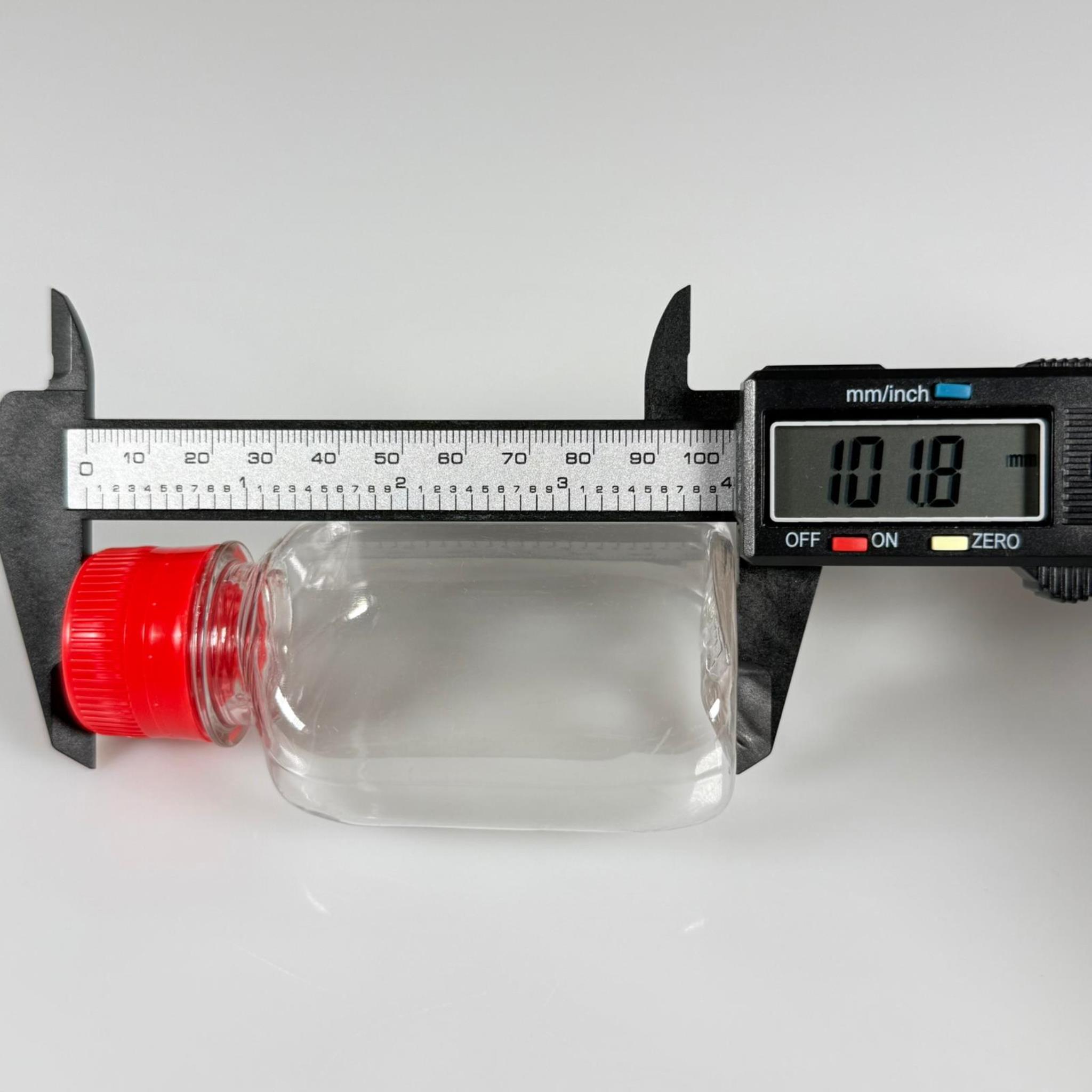 100 CC KİLİTLİ CONTALI KAPAKLI PLASTİK ŞİŞE - 100 ML PET ŞİŞE KALIN (15 GR) - ELLE KAPATARAK KİLİTLENİR SIZDIRMAZ KIRMIZI KAPAK - NUMUNE ŞİŞESİ