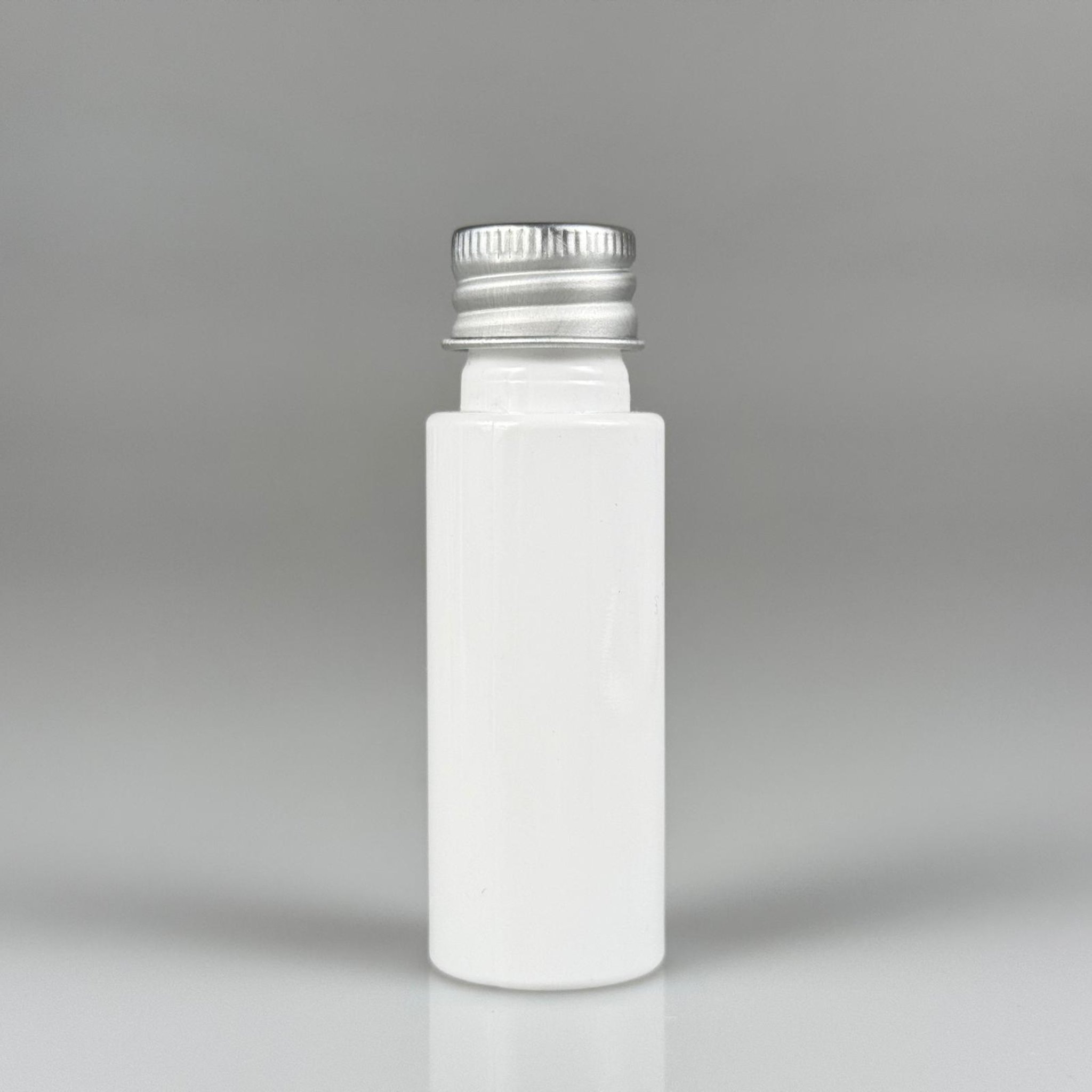 20 CC BEYAZ PET ŞİŞE + KÖPÜK CONTALI GÜMÜŞ ALÜMİNYUM METAL KAPAKLI TAKIM - 20 ML PLASTİK ŞİŞE