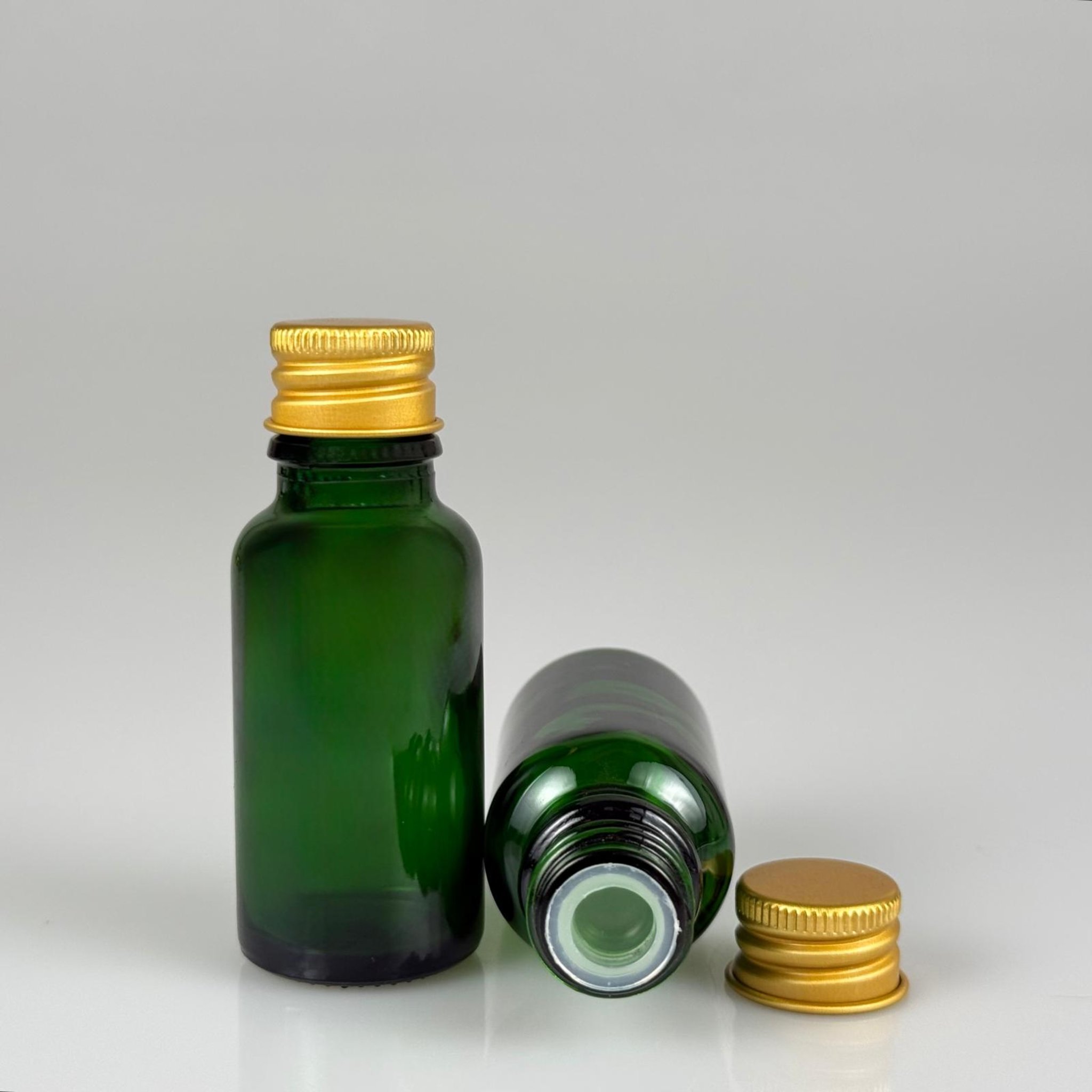 20 CC YEŞİL CAM ŞİŞE + KÖPÜK CONTALI GOLD ALÜMİNYUM METAL KAPAKLI + KÖR TIPALI TAKIM - 20 ML YEŞİL CAM ŞİŞE