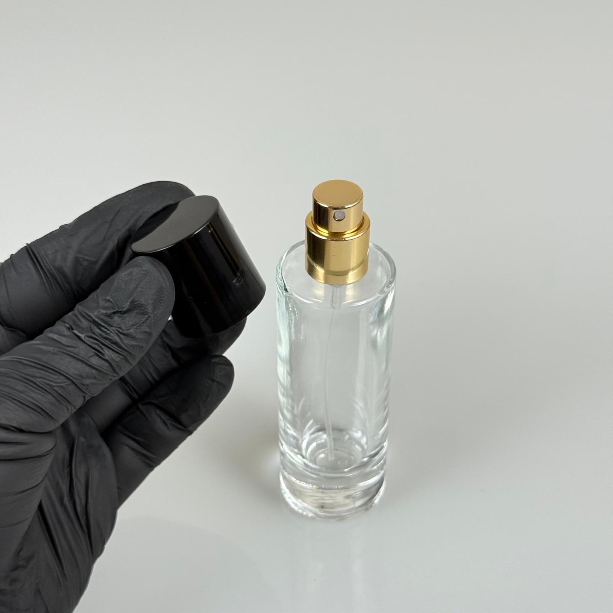 30 ML SİLİNDİR UZUN MODEL PARFÜM ŞİŞESİ - GOLD METAL SPREYLİ + SİYAH PLASTİK KAPAKLI (AĞIZ 15 MM GEÇME KOLAY KAPAMA)