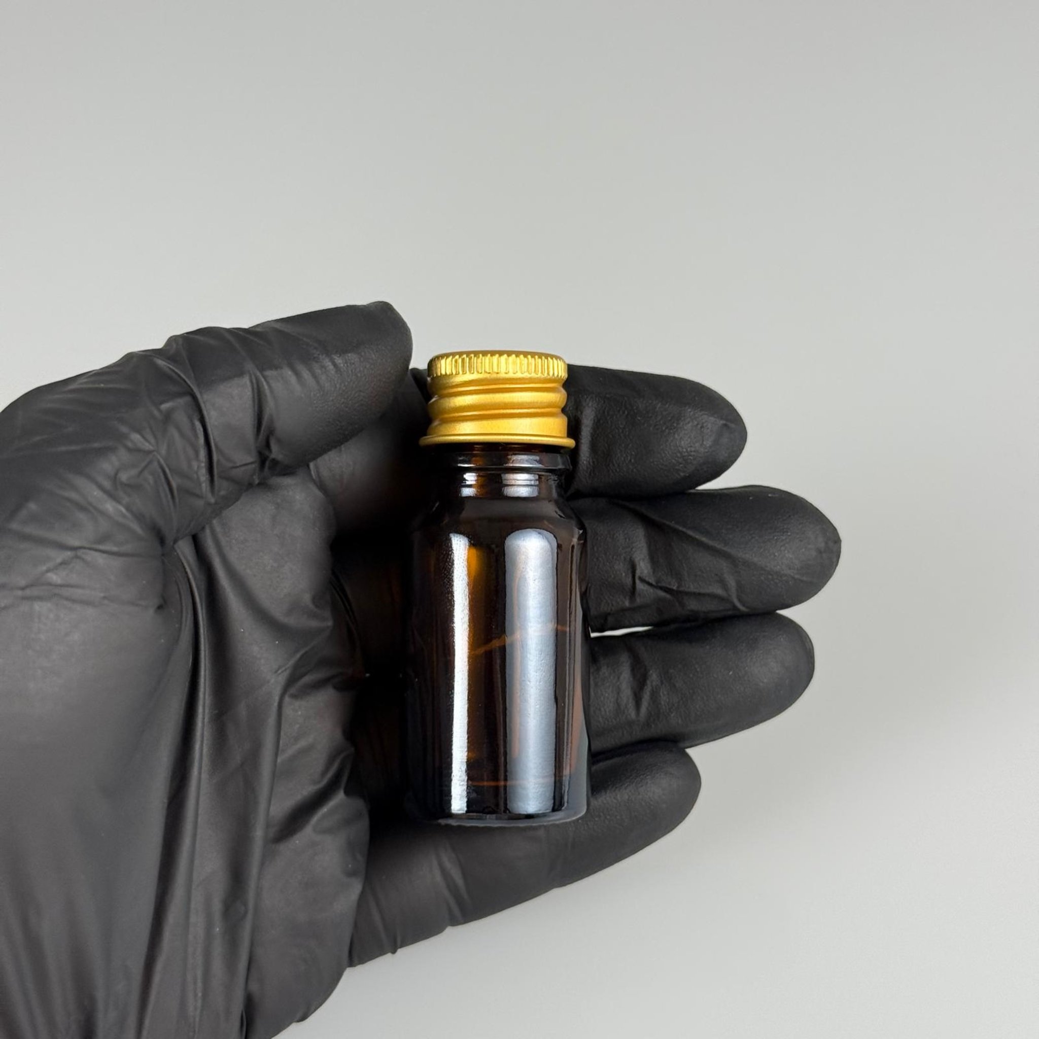 10 CC AMBER CAM ŞİŞE + KÖPÜK CONTALI GOLD ALÜMİNYUM METAL KAPAKLI + DAMLALIKLI KOLONYA TIPALI TAKIM - 10 ML KAHVERENGİ CAM ŞİŞE