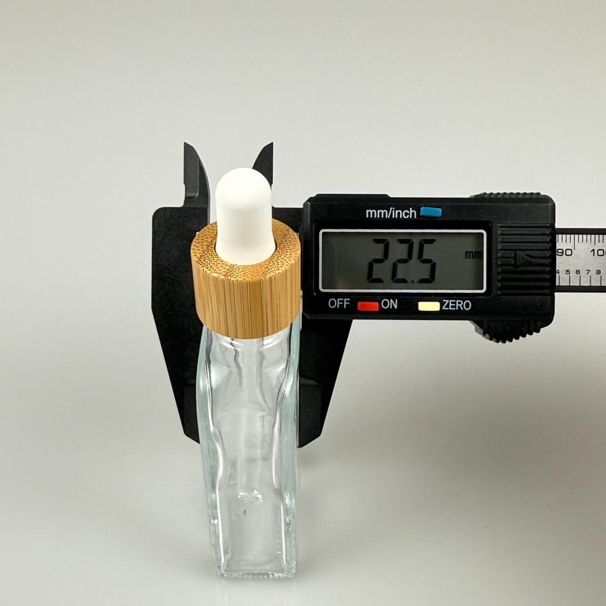 50 CC YASSI DİKDÖRTGEN PRESTİJLİ CAM DAMLALIKLI ŞİŞE - BEYAZ EMZİK - AHŞAP BAMBU KAPAK - 50 ML CAM DAMLALIKLI ŞİŞE - DAMLALIKLI BOŞ ŞİŞE