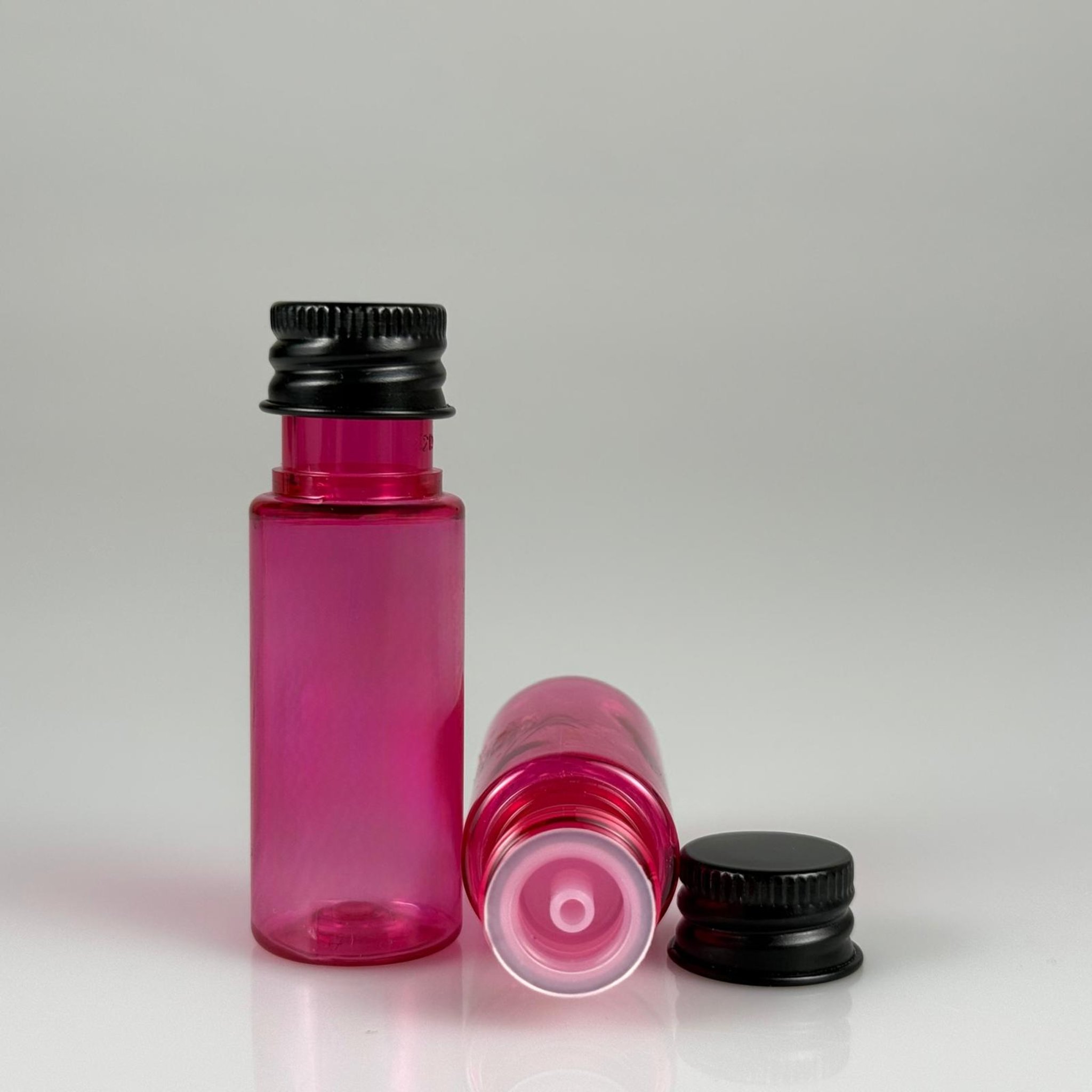 15 CC SİLİNDİR PEMBE PET ŞİŞE + KÖPÜK CONTALI SİYAH ALÜMİNYUM METAL KAPAKLI + DAMLALIKLI KOLONYA TIPALI TAKIML - 15 ML PEMBE PET ŞİŞE