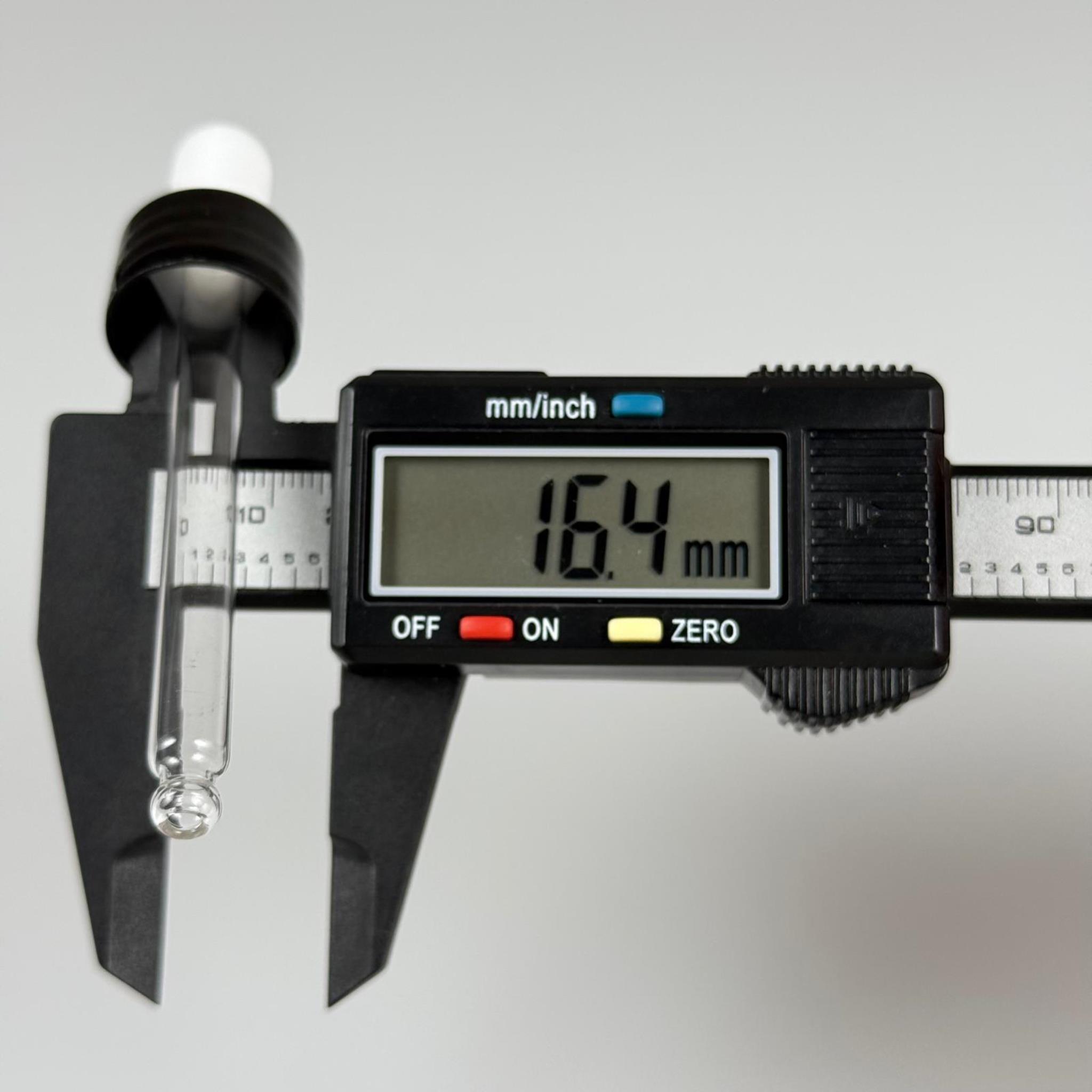 18 MM CAM DAMLALIKLI TAKIM - BEYAZ EMZİK + DELİKLİ PLASTİK DÜZ SİYAH KAPAK + 77 MM CAM PİPET