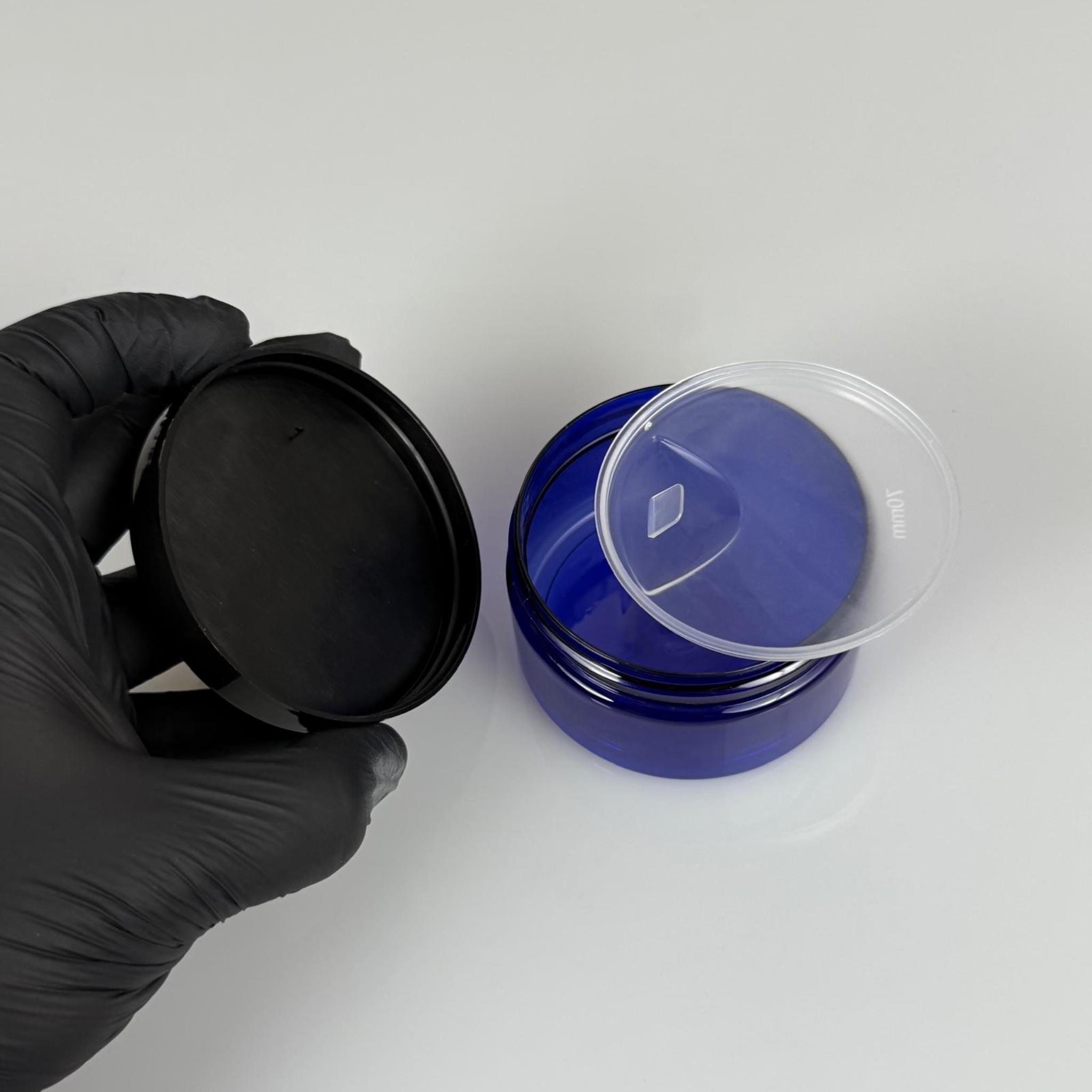 100 ML SERT PET KAVANOZ + SİYAH PLASTİK KAPAK + İÇ TIPA - 100 CC KALIN MAVİ PLASTİK KAVANOZ SİYAH PLASTİK KAPAKLI İÇ TIPALI TAKIM - KREM KAVANOZLARI