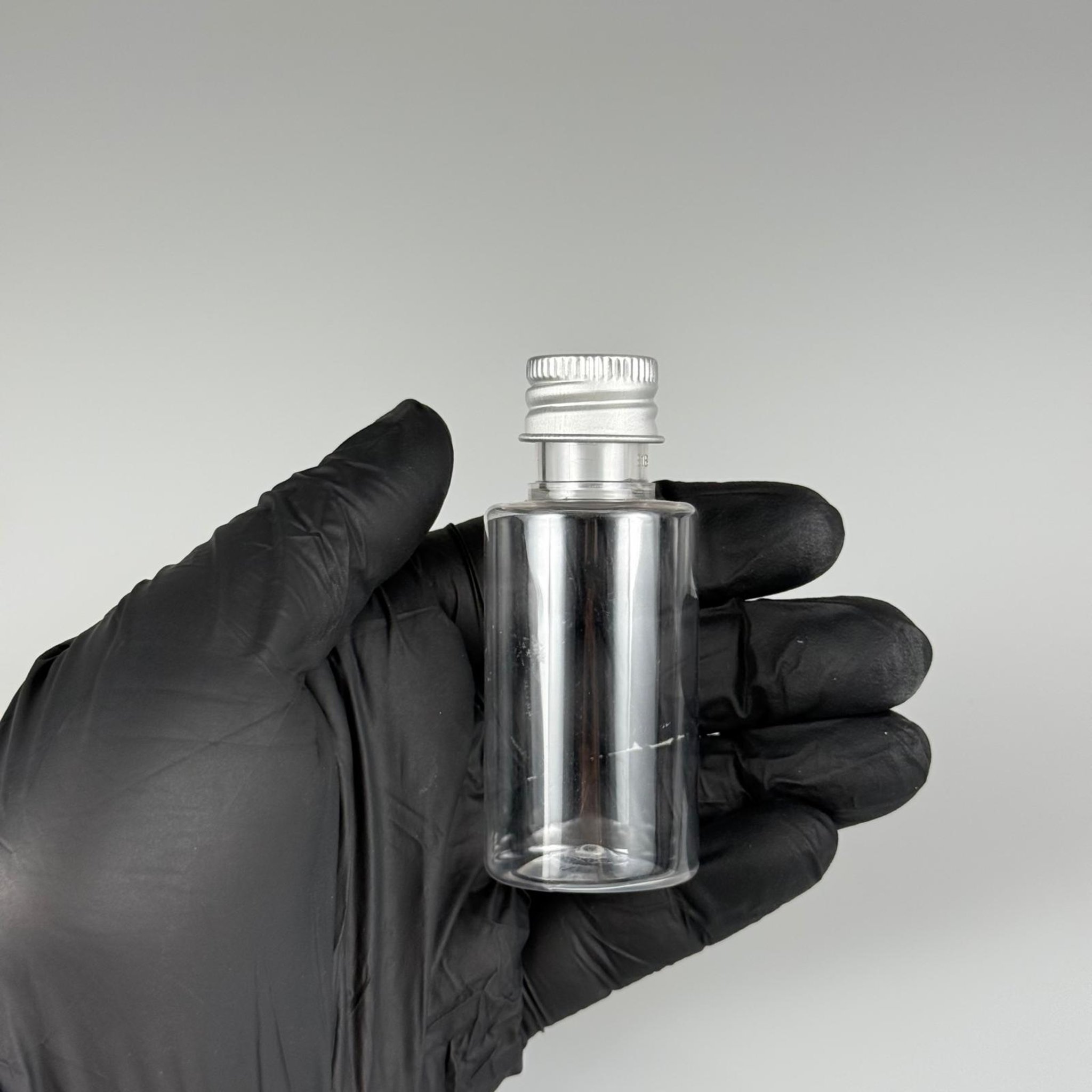 30 CC SİLİNDİR KISA MODEL PET ŞİŞE - KÖPÜK CONTALI GÜMÜŞ  ALÜMİNYUM METAL KAPAKLI + DAMLALIKLI KOLONYA TIPALII TAKIM - 30 ML ŞEFFAF PET ŞİŞE