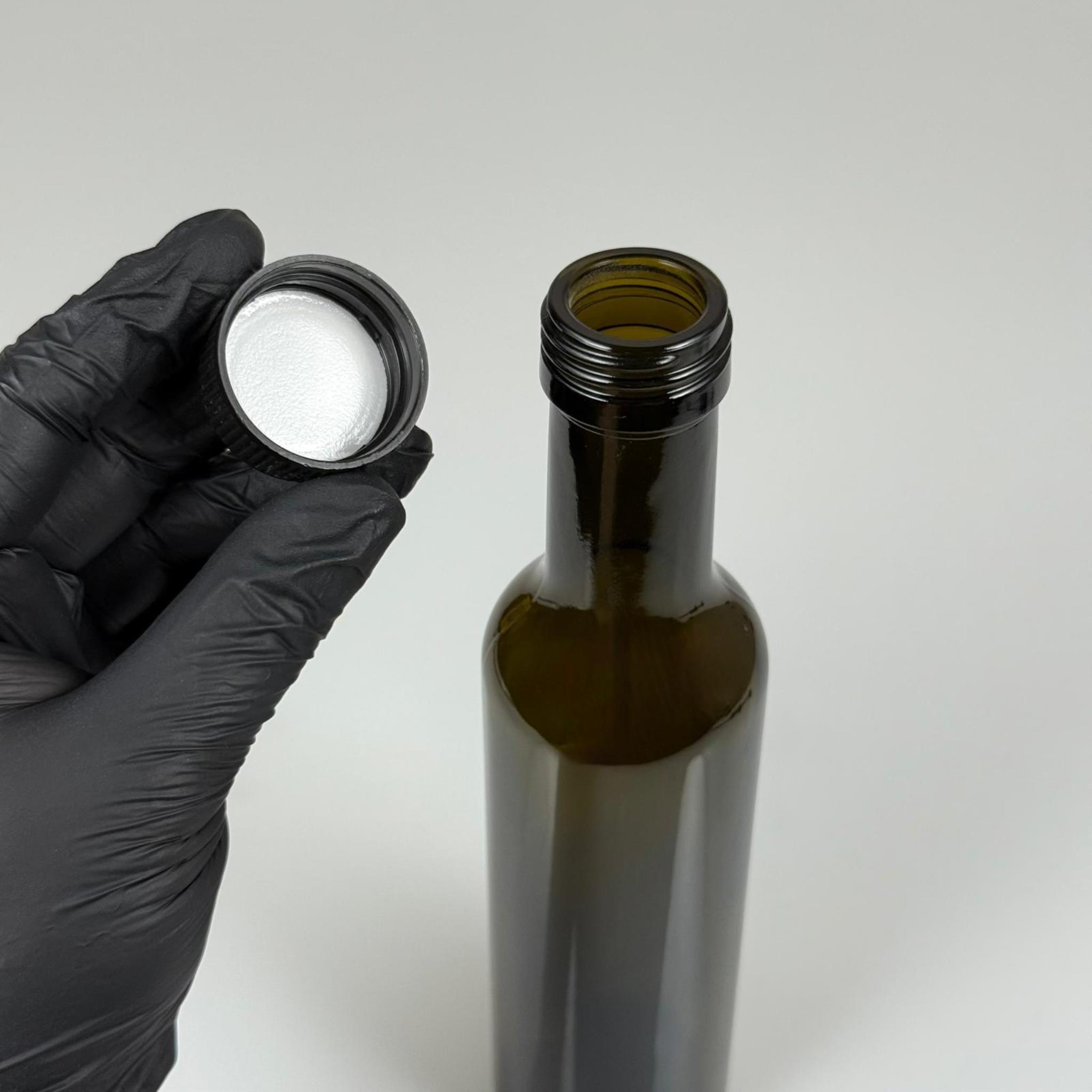 250 CC YEŞİL CESENA MODEL DORİCA CAM ŞİŞE - SİYAH CONTALI KAPAKLI - 250 ML CESENA ŞİŞE - YEŞİL