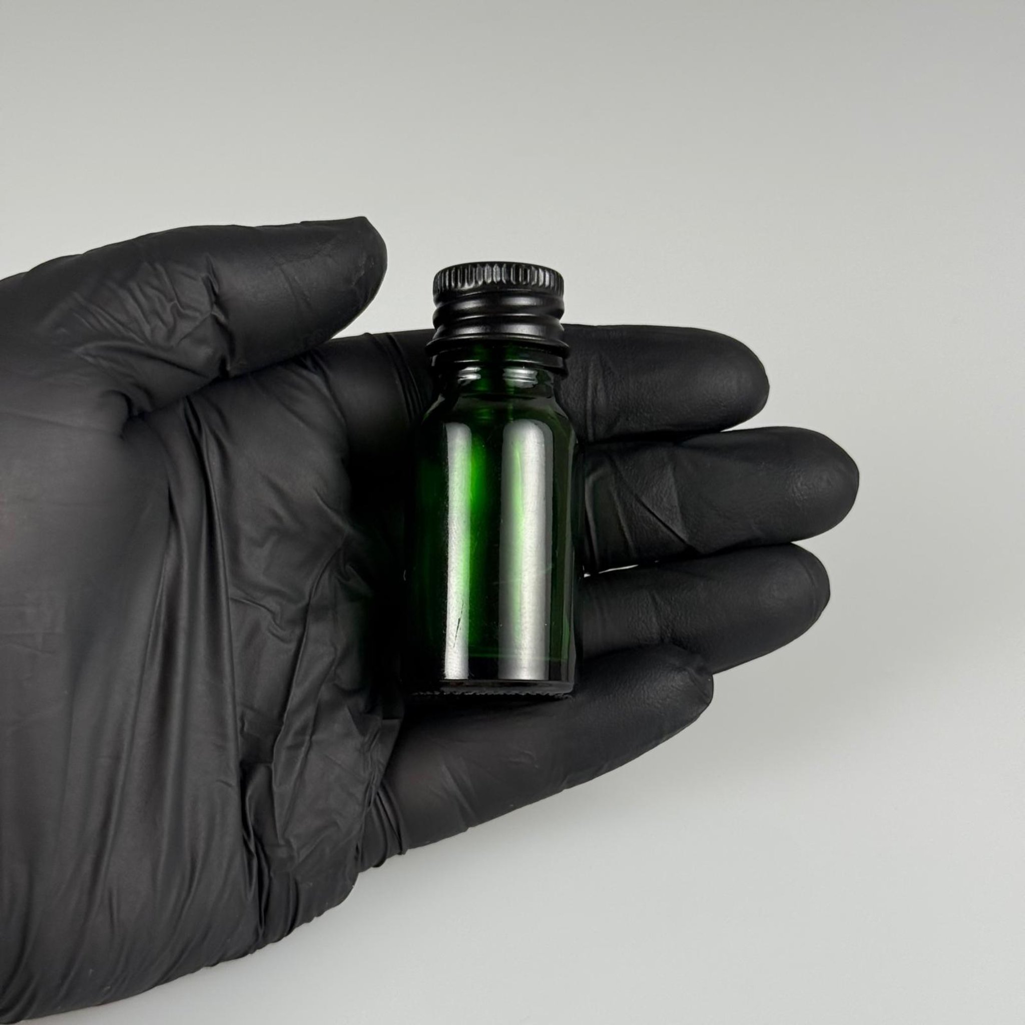 10 CC YEŞİL CAM ŞİŞE + KÖPÜK CONTALI SİYAH ALÜMİNYUM METAL KAPAKLI TAKIM - 10 ML YEŞİL CAM ŞİŞE