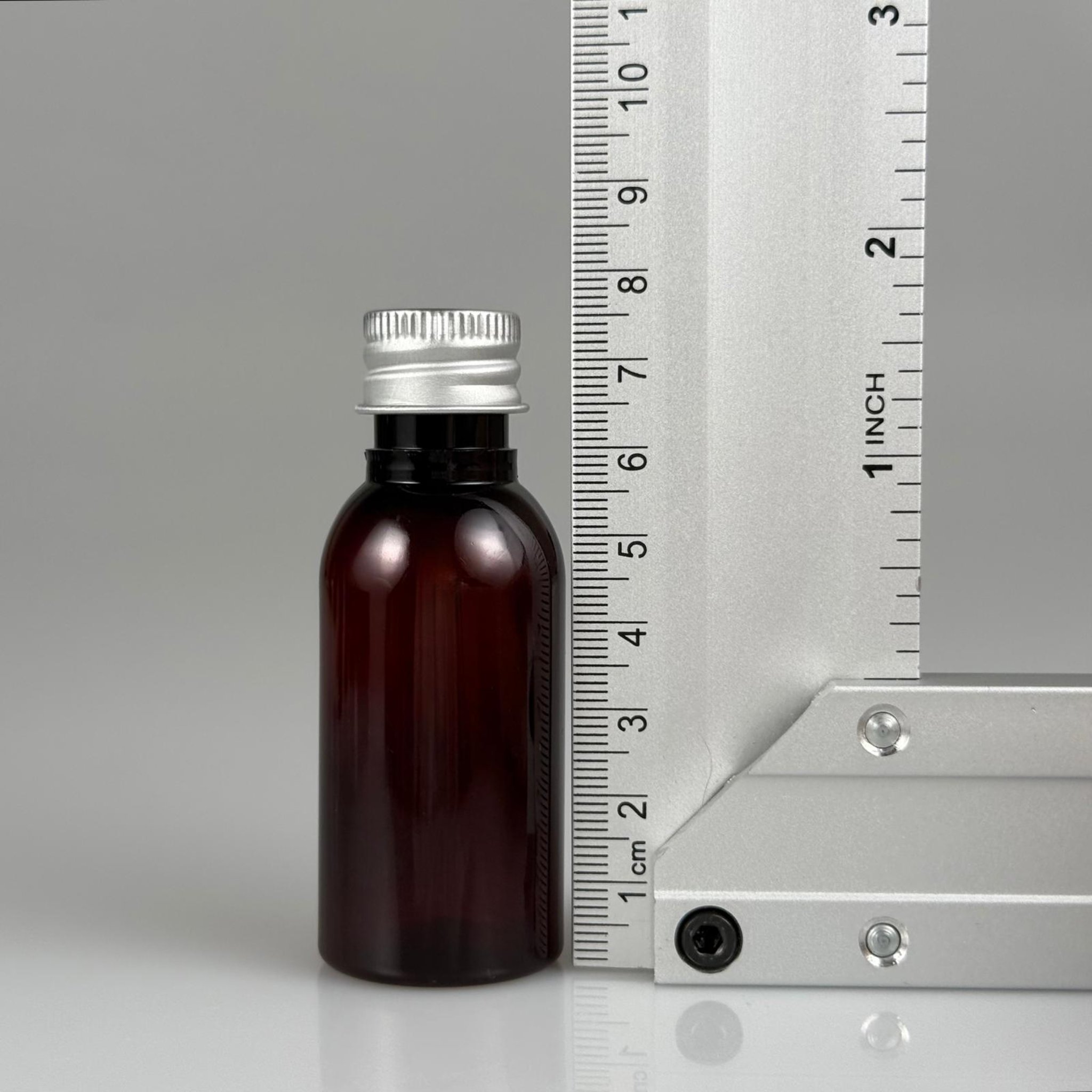 35 CC AMBER PET ŞİŞE - KÖPÜK CONTALI GÜMÜŞ ALÜMİNYUM METAL KAPAKLI TAKIM - 35 ML KAHVERENGİ PET ŞİŞE