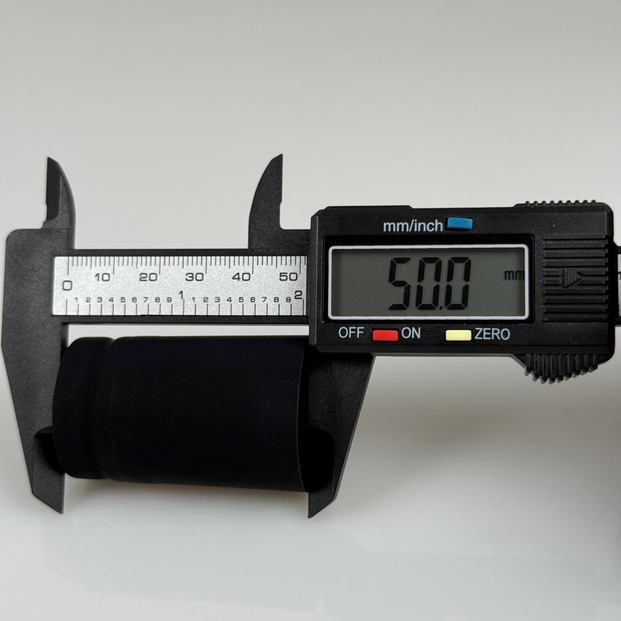 30X50 KAPŞON SİYAH (28 ÇAKMA AĞIZ YAĞ ŞİŞELERİ VE SİRKE ŞİŞELERİ İÇİN)