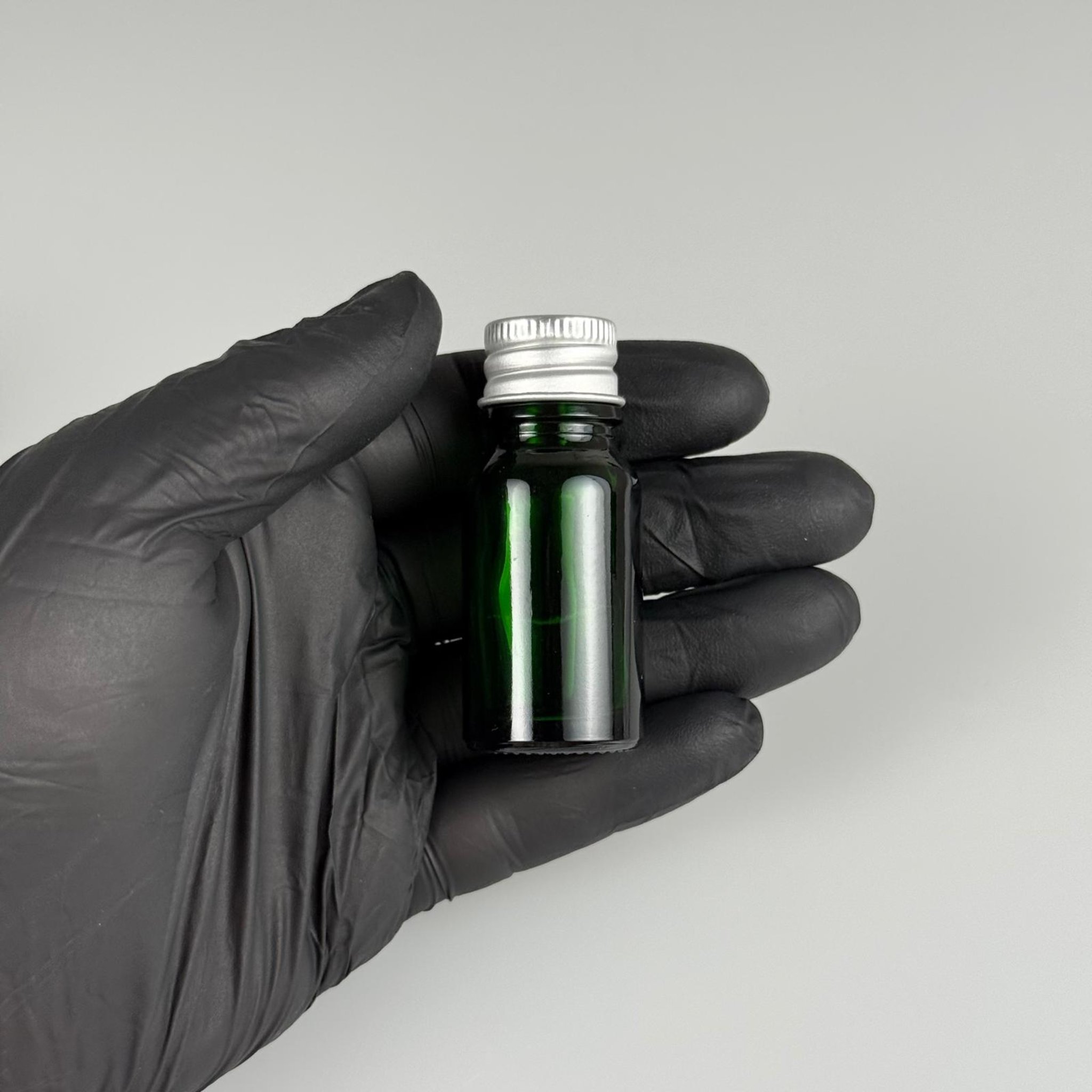 10 CC YEŞİL CAM ŞİŞE + KÖPÜK CONTALI GÜMÜŞ ALÜMİNYUM METAL KAPAKLI TAKIM - 10 ML YEŞİL CAM ŞİŞE