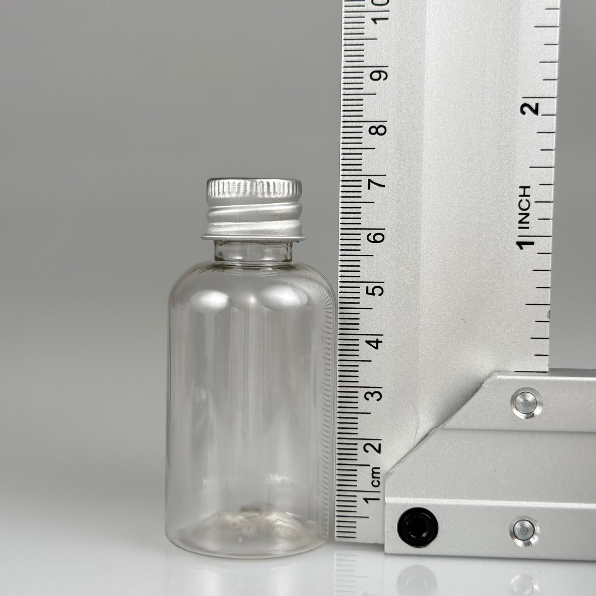 40 CC ŞEFFAF SİLİNDİR TOMBUL PET ŞİŞE + KÖPÜK CONTALI GÜMÜŞ ALÜMİNYUM METAL KAPAKLI TAKIM - 40 ML PLASTİK ŞİŞE