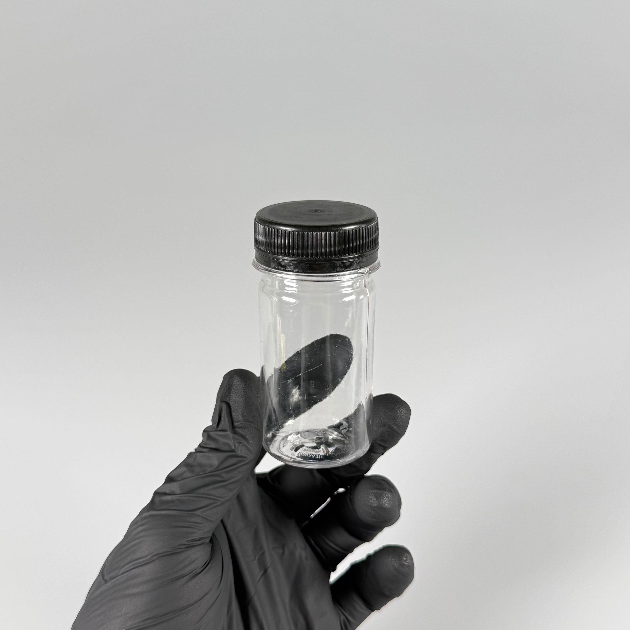 60 CC SİLİNDİR PET ŞİŞE (15,6 GR) - 38 MM GENİŞ AĞIZLI KİLİTLİ SİYAH KAPAKLI - 60 ML PLASTİK NUMUNE BOŞ ŞİŞELER