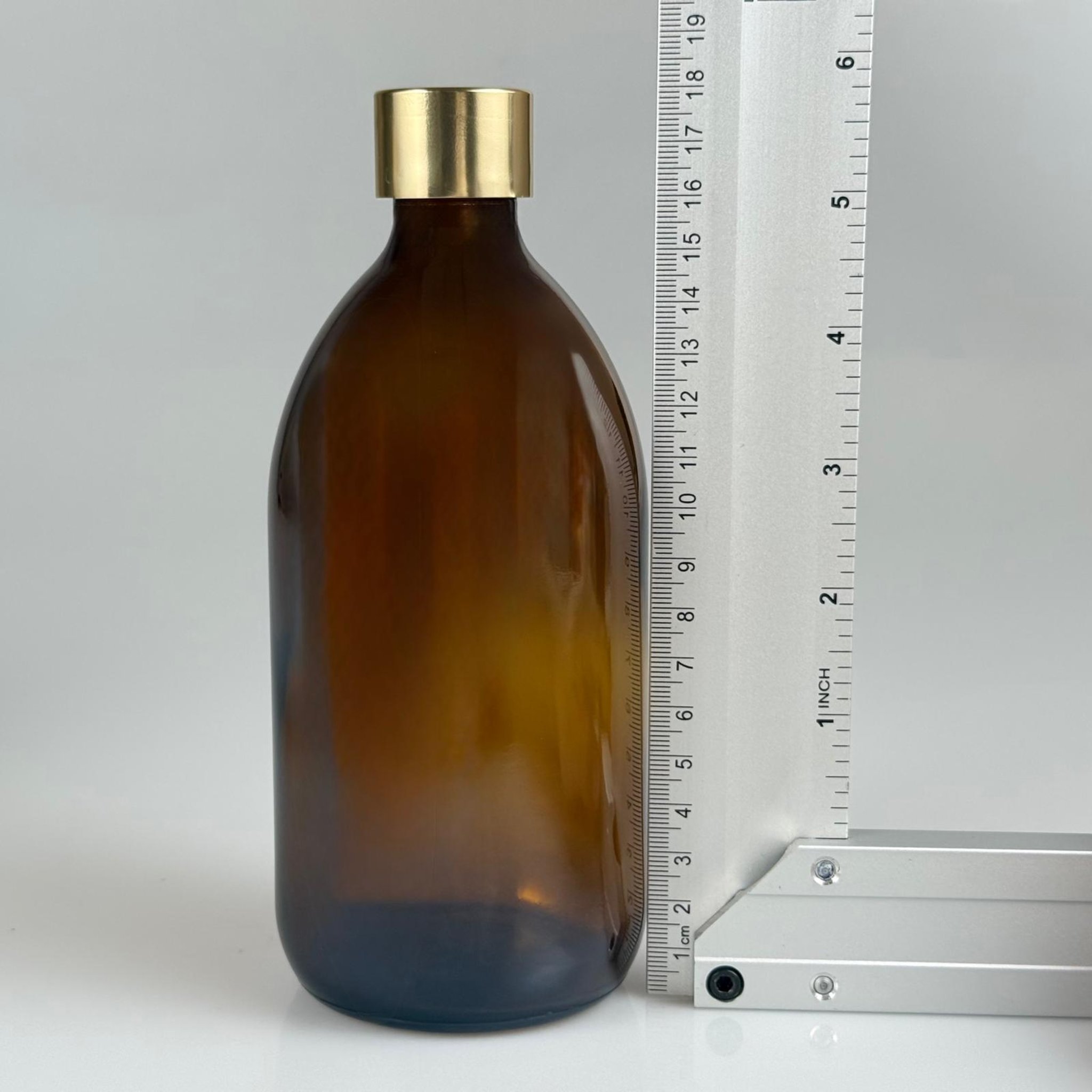500 CC AMBER TOMBUL ÖZEL SERİ CAM ŞİŞE + ALÜMİNYUM KAPLAMALI GOLD KAPAKLI + KÖR TIPALI TAKIM - 500 ML KAHVERENGİ CAM ŞİŞE