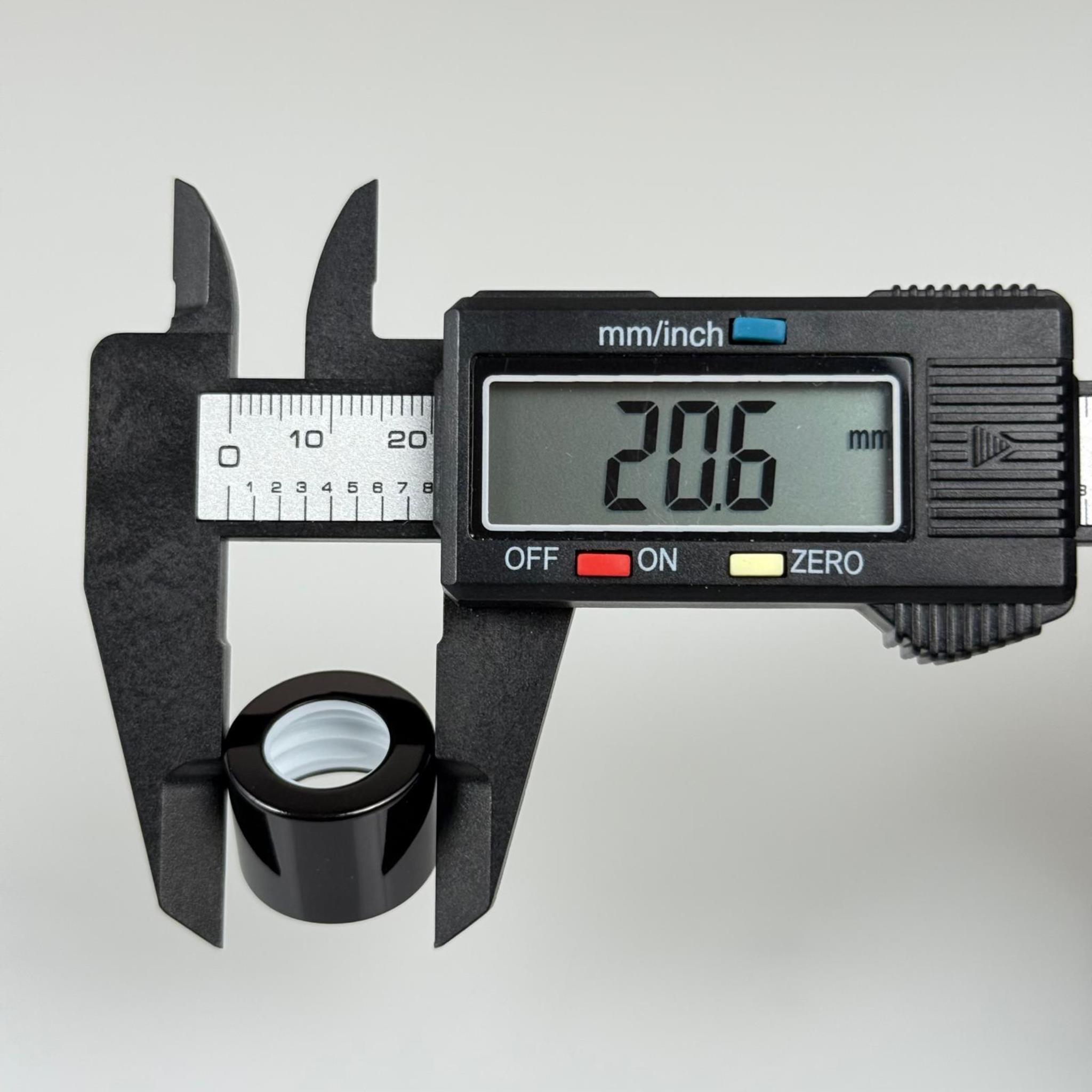 18 MM DELİKLİ SİYAH METALİK KAPLAMALI KAPAK (DAMLALIK İÇİN)