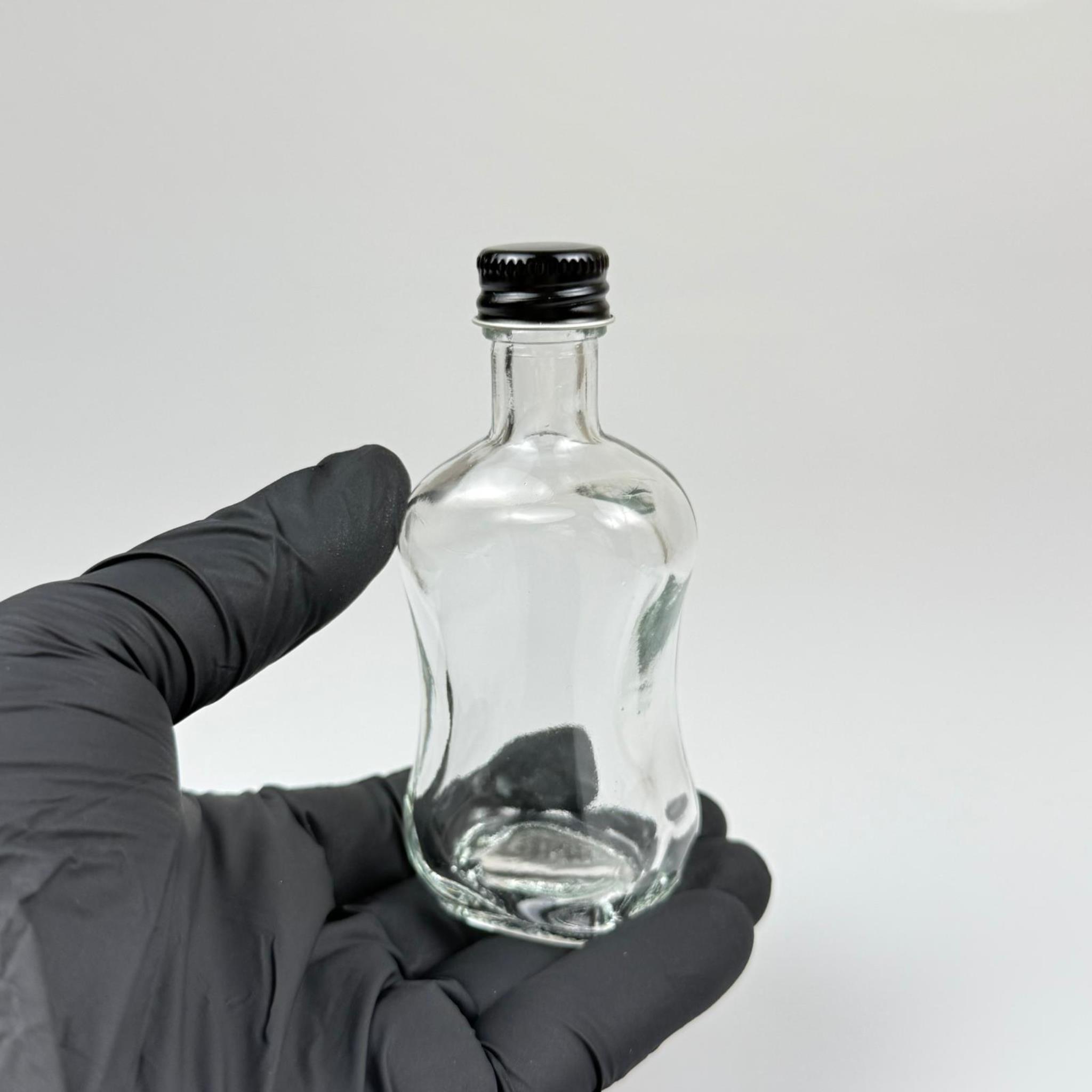 50 CC BOĞAZLI İNCE BELLİ CAM ŞİŞE - SİYAH METAL KAPAKLI KOLONYA TIPALI - 50 ML PRESTİJLİ ŞİŞE