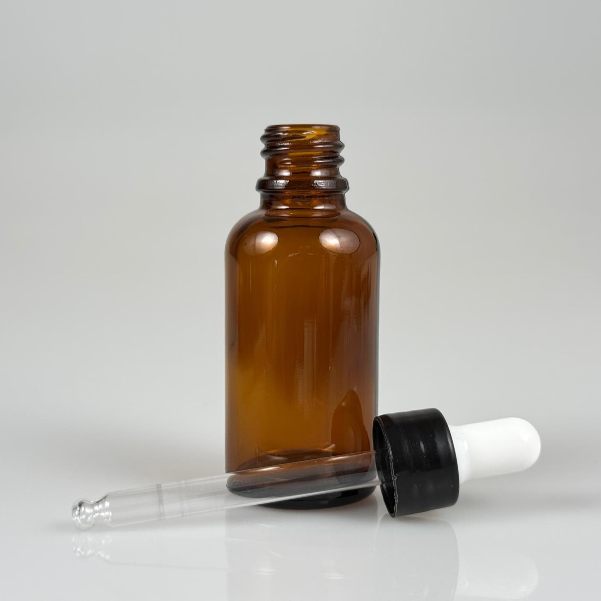 30 CC AMBER CAM DAMLALIKLI ŞİŞE - BEYAZ EMZİK + SİYAH DÜZ KAPAK + CAM PİPET TAKIM - 30 ML KAHVERENGİ DAMLALIKLI ŞİŞE SETİ
