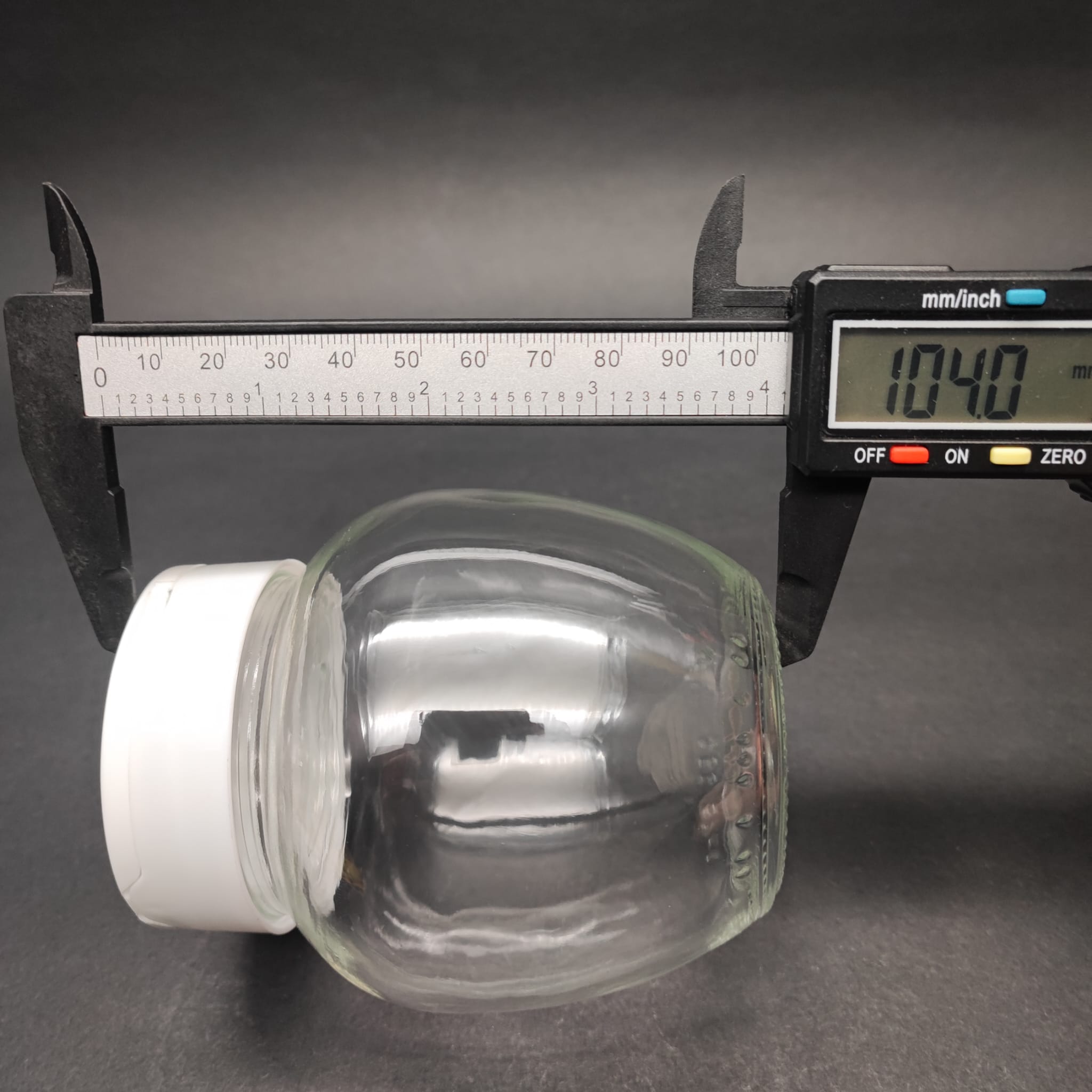 370 CC YUMURTA MODEL CAM BAHARAT KAVANOZU - BEYAZ FLİPTOP BAHARAT KAPAKLI + SIZDIRMAZ KENDİNDEN YAPIŞKANLI KÖPÜK CONTALI - toz kavanozu , baharat ambalajı , boş pudra şişesi . tuzluk , baharat düzenleyici set için kavanoz