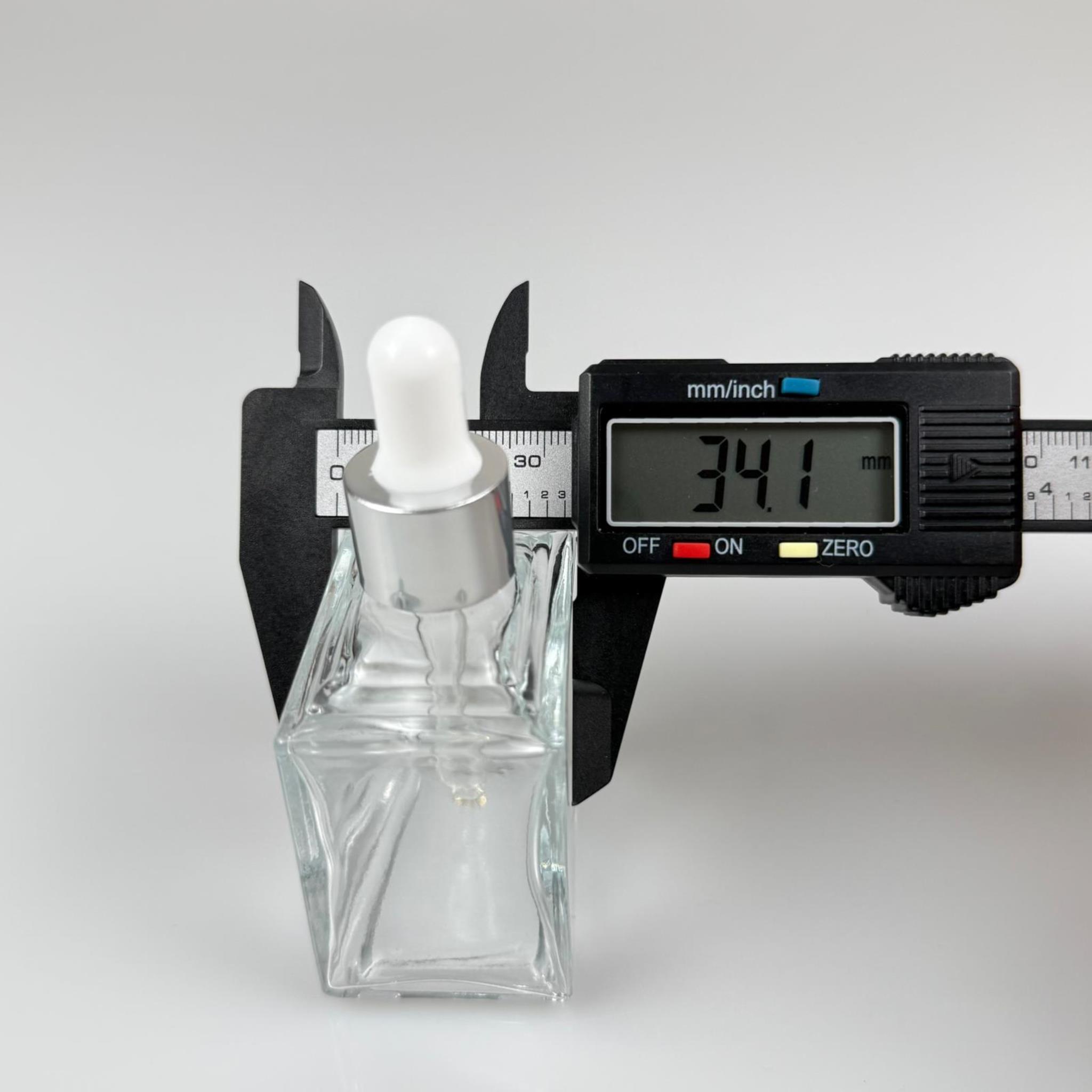 50 CC KÖŞELİ PRİZMA PRESTİJLİ CAM DAMLALIKLI ŞİŞE - BEYAZ EMZİK - GÜMÜŞ METALİK KAPAK - 50 ML CAM DAMLALIKLI ŞİŞE - DAMLALIKLI BOŞ ŞİŞE
