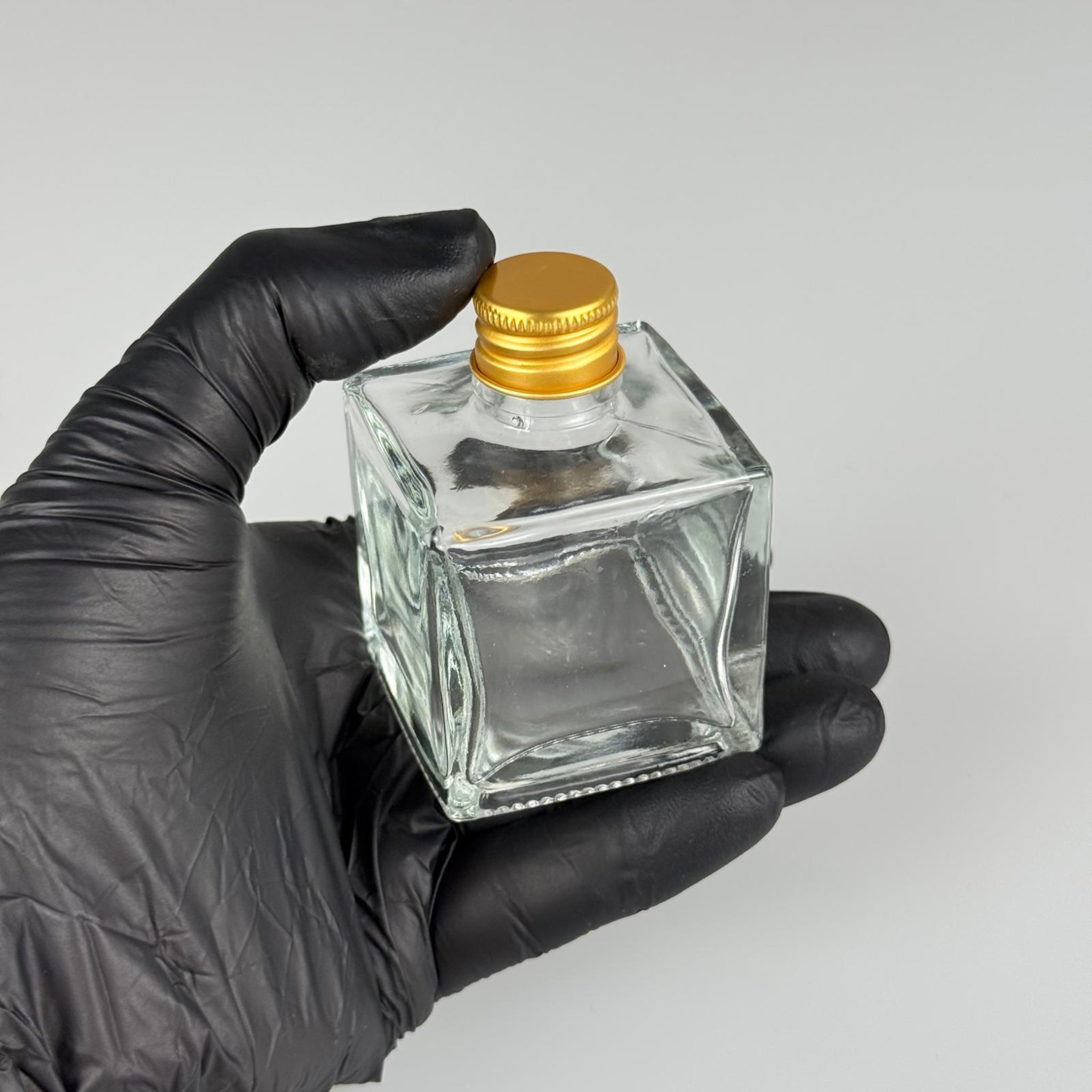 50 CC KARE BAMBU ŞİŞE + GOLD ALÜMİNYUM METAL KAPAKLI TAKIM - 50 ML ŞEFFAF CAM ŞİŞE