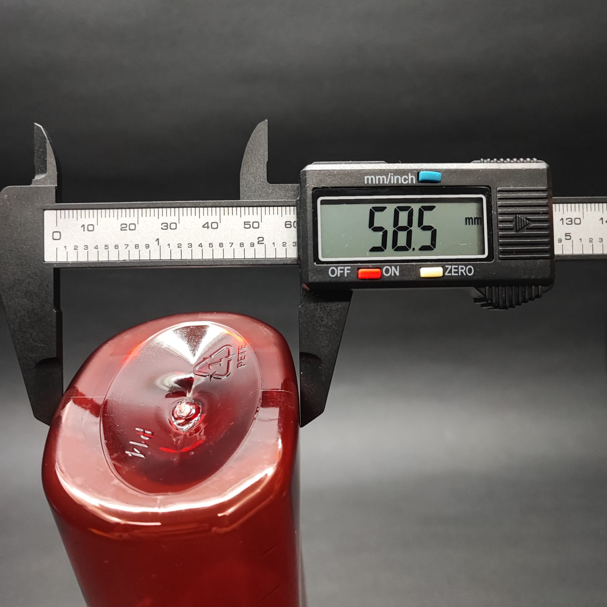 400 CC ÖLÇEKLİ PET ŞİŞE - BEYAZ ÇOCUK KİLİTLİ KAPAKLI - 400 ML VE OZ ÖLÇÜLÜ KIRMIZI PET ŞİŞE