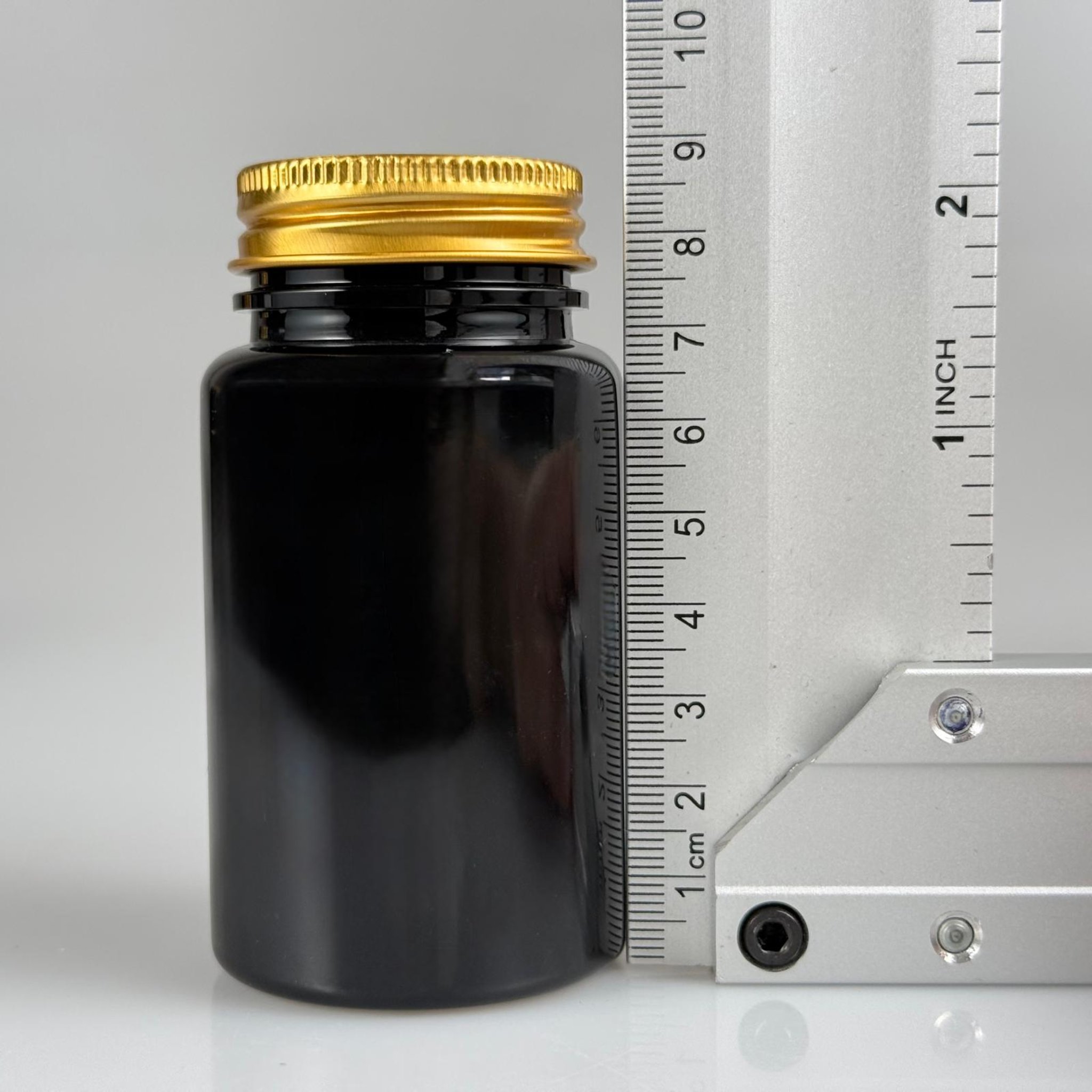 100 CC SİYAH PET PUDRA ŞİŞESİ + KÖPÜK CONTALI GOLD METAL KAPAKLI + PUDRA TIPALI TAKIM - 100 ML PUDRA KUTUSU, EKO TUZLUK