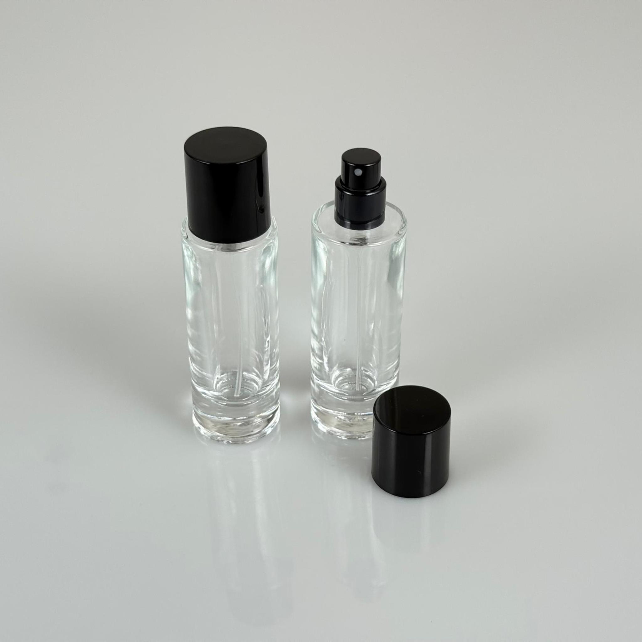 30 ML SİLİNDİR UZUN MODEL PARFÜM ŞİŞESİ - SİYAH METAL SPREYLİ + SİYAH PLASTİK KAPAKLI (AĞIZ 15 MM GEÇME KOLAY KAPAMA)
