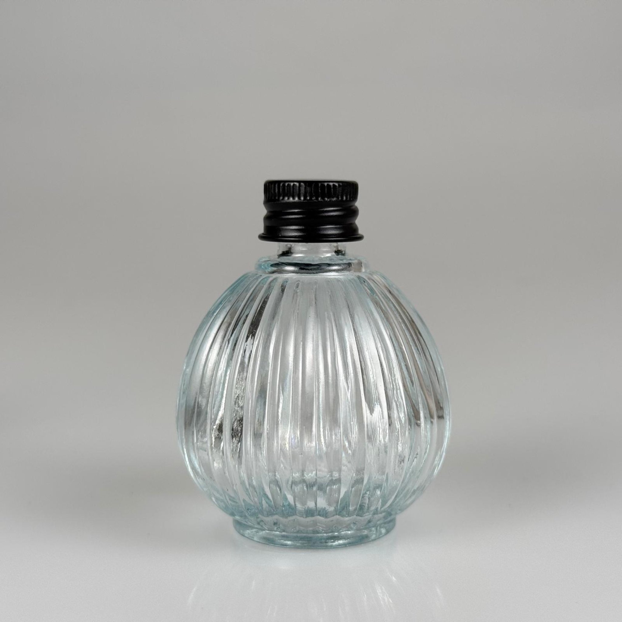 50 CC TOP ÇİZGİLİ CAM ŞİŞE + SİYAH ALÜMİNYUM METAL KAPAKLI TAKIM - 50 ML ŞEFFAF CAM ŞİŞE