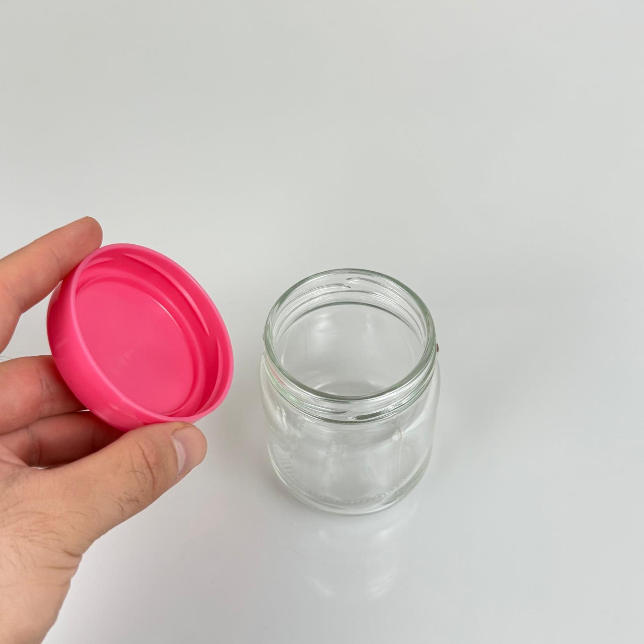 210 CC CAM KAVANOZ + PEMBE PLASTİK KAPAK - 210 ML PLASTİK KAPAKLI CAM KAVANOZ