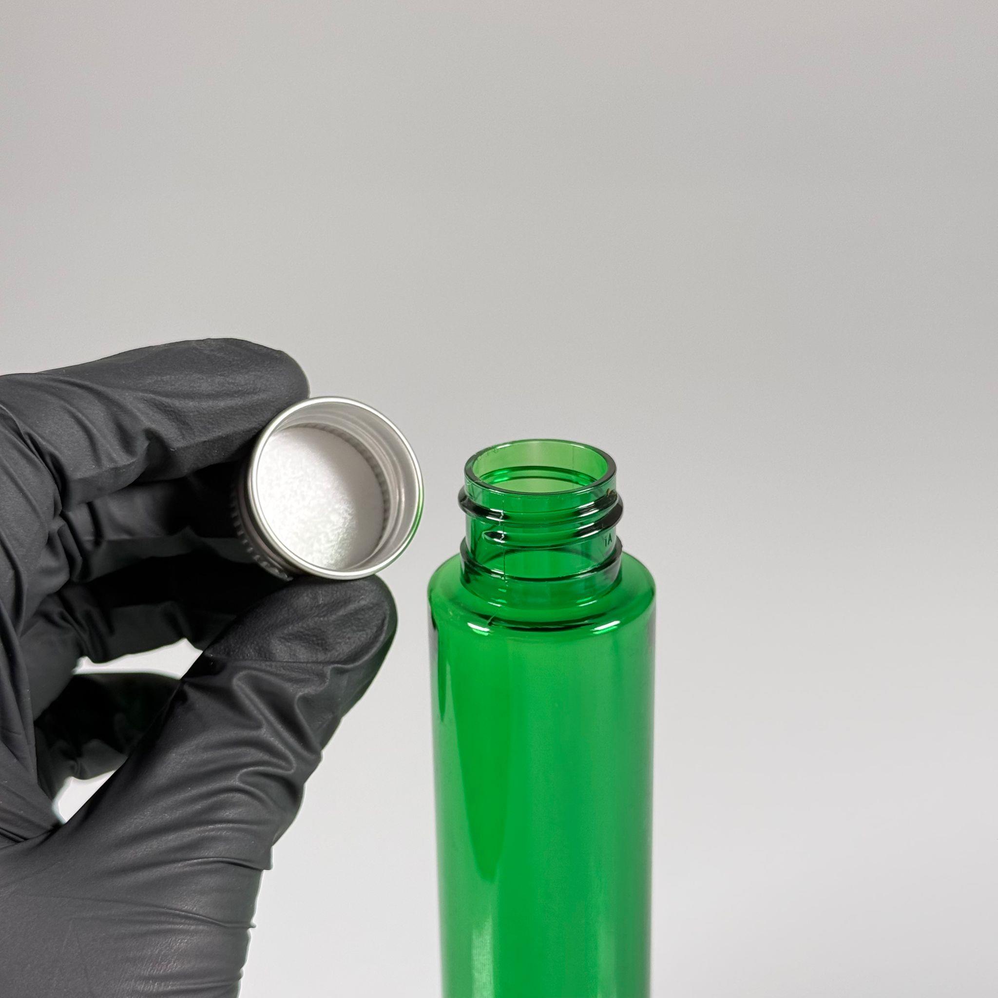 100 CC UZUN SİLİNDİR YEŞİL PET ŞİŞE (24 GR)  - CONTALI METAL GÜMÜŞ KAPAKLI - 100 ML BİBERİYE SUYU, LAVANTA YAĞI, SAÇ SERUM, TONİK VB İÇİN PLASTİK KOZMETİK AMBALAJLARI