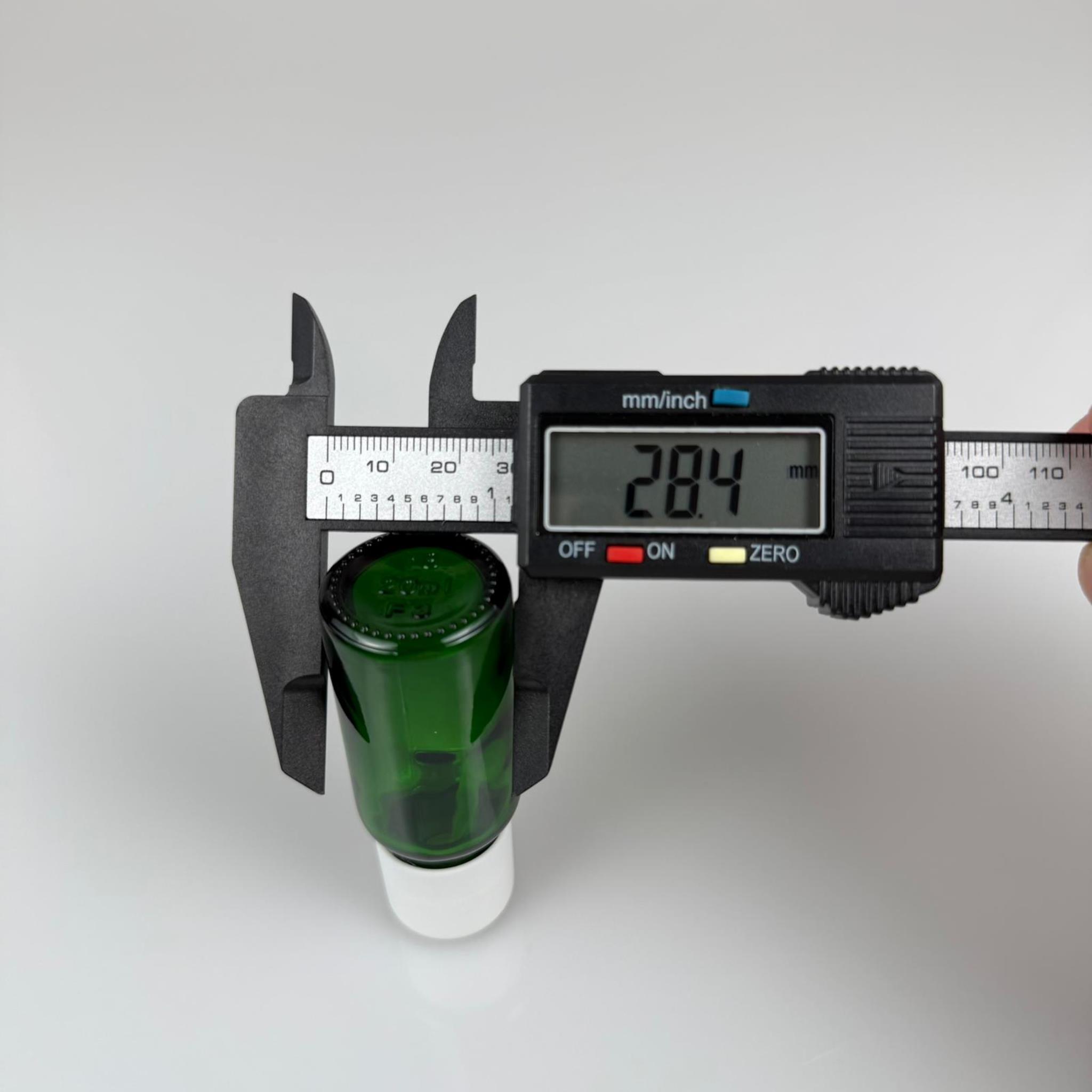 20 CC YEŞİL CAM ŞİŞE + İÇTEN DAMLALIKLI ÇOCUK KİLİTLİ BEYAZ KAPAK - YEŞİL 20 ML KİLİT KAPAKLI DAMLATMALI ŞİŞE