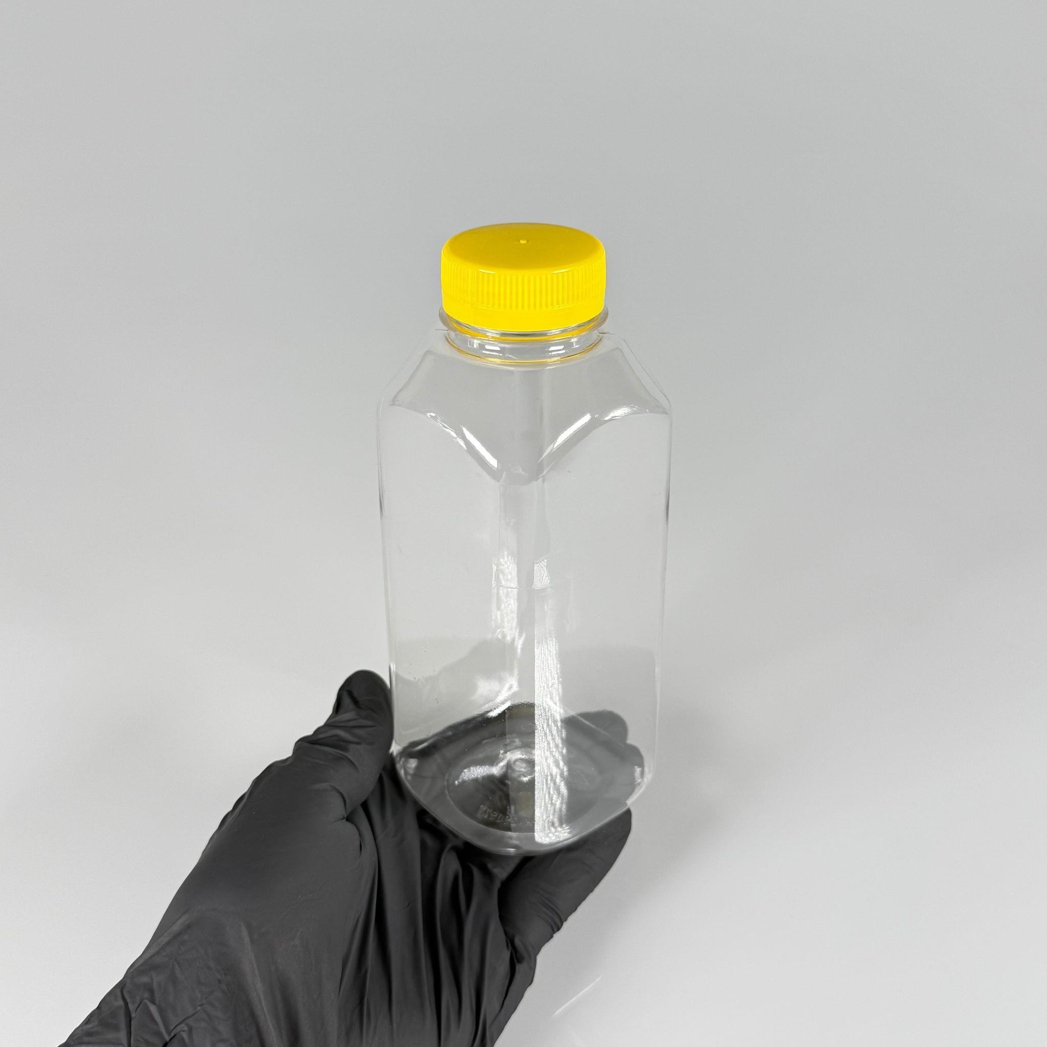 500 CC KÖŞELİ KARE PET ŞİŞE (28 GR) - 38 MM GENİŞ AĞIZLI SARI KİLİTLİ KAPAKLI - 500 ML DETOX, MEYVE SUYU, SMOOTHIE, AYRAN, SÜT, MEŞRUBAT VB İÇİN BOŞ PLASTİK ŞİŞELER