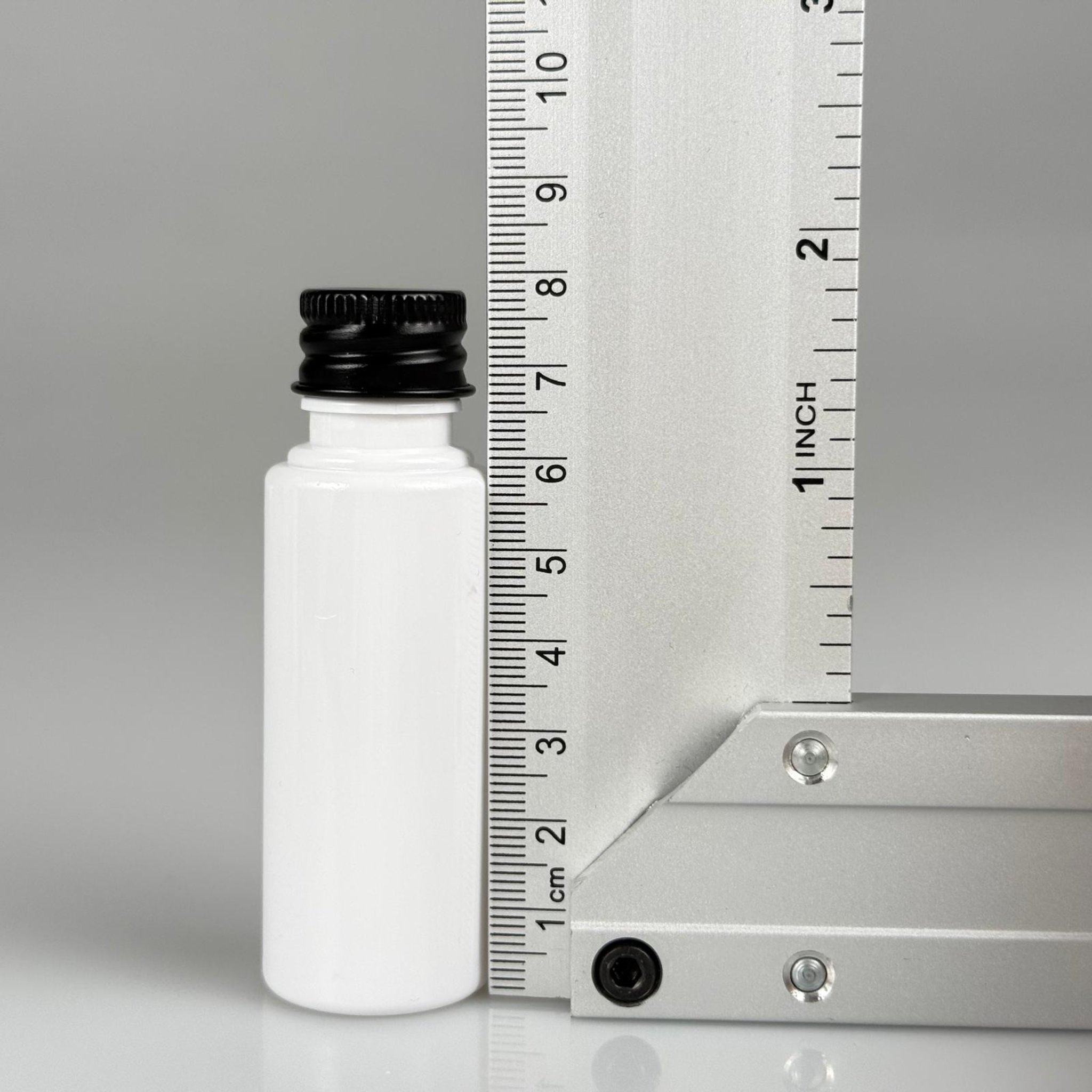 30 CC BEYAZ PET SHOT ŞİŞE - KÖPÜK CONTALI SİYAH ALÜMİNYUM METAL KAPAKLI + DAMLALIKLI KOLONYA TIPALI TAKIM - 30 ML PLASTİK ŞİŞE