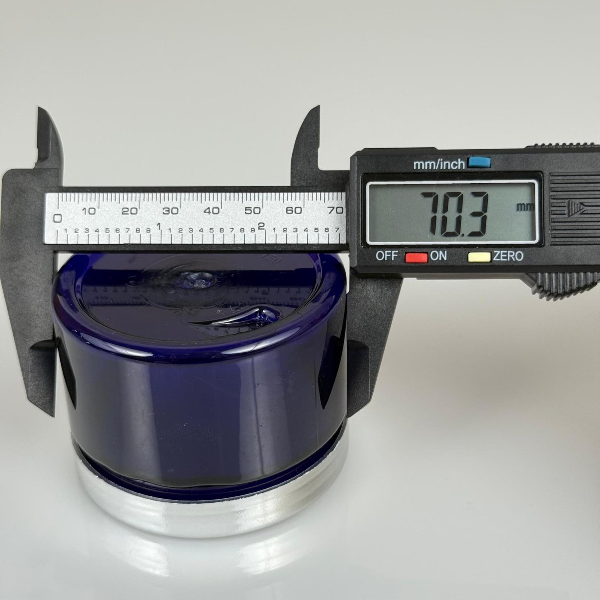 150 ML SERT PET KAVANOZ + GÜMÜŞ KAPLAMALI PLASTİK KAPAK + İÇ TIPA - 150 CC KALIN MAVİ PLASTİK KAVANOZ GÜMÜŞ KAPLAMALI PLASTİK KAPAKLI İÇ TIPALI TAKIM - KREM KAVANOZLARI