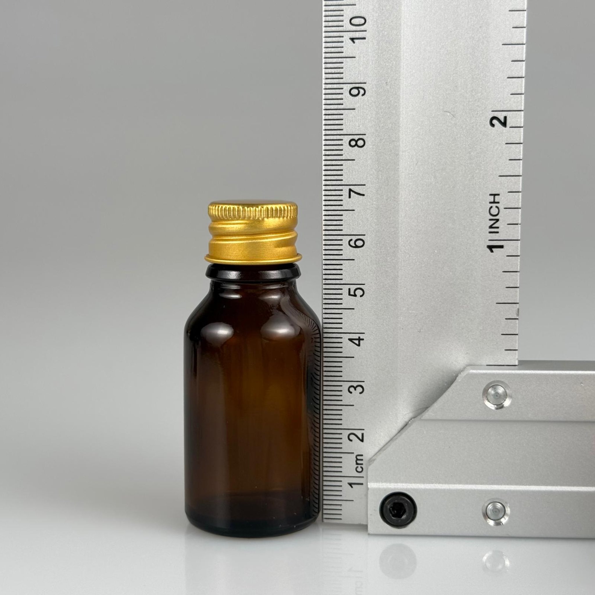15 CC AMBER CAM ŞİŞE + KÖPÜK CONTALI GOLD ALÜMİNYUM METAL KAPAKLI + KÖR TIPALI TAKIM - 15 ML KAHVERENGİ CAM ŞİŞE