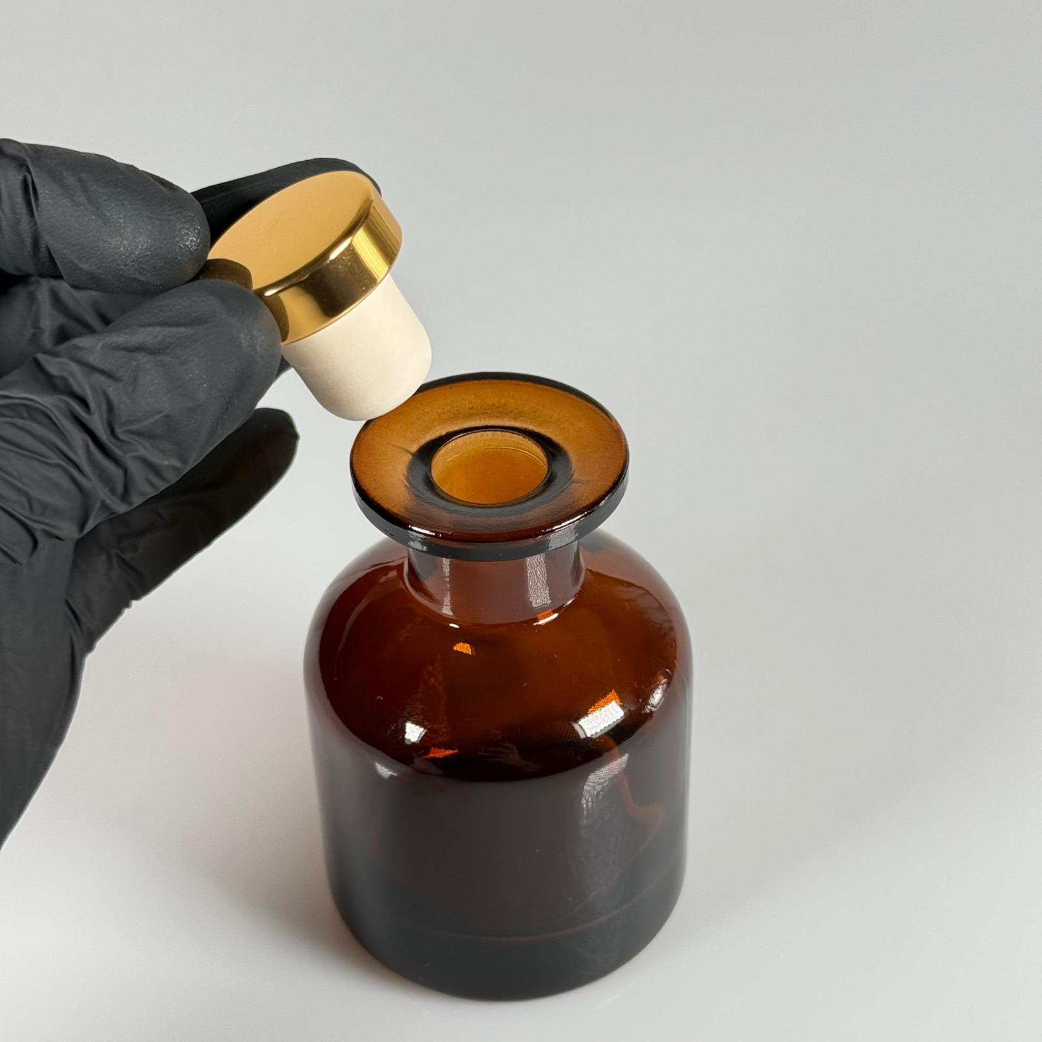 150 CC AMBER SİLİNDİR BAMBU CAM ESANS ŞİŞESİ - 150 ML KOKU, ESANS, PARFÜMERİ ŞİŞESİ - GOLD MANTAR TIPALI TAKIM