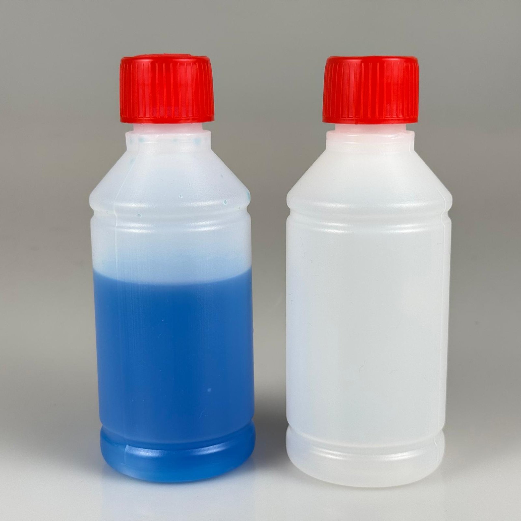 250 CC TİNER ŞİŞESİ - İÇTEN TIPALI KIRMIZI ÇOCUK EMNİYET KİLİTLİ KAPAKLI - 250 ML KİMYASALA DAYANIKLI PLASTİK ŞİŞE - 0,25 LT POLİETİLEN ŞİŞE