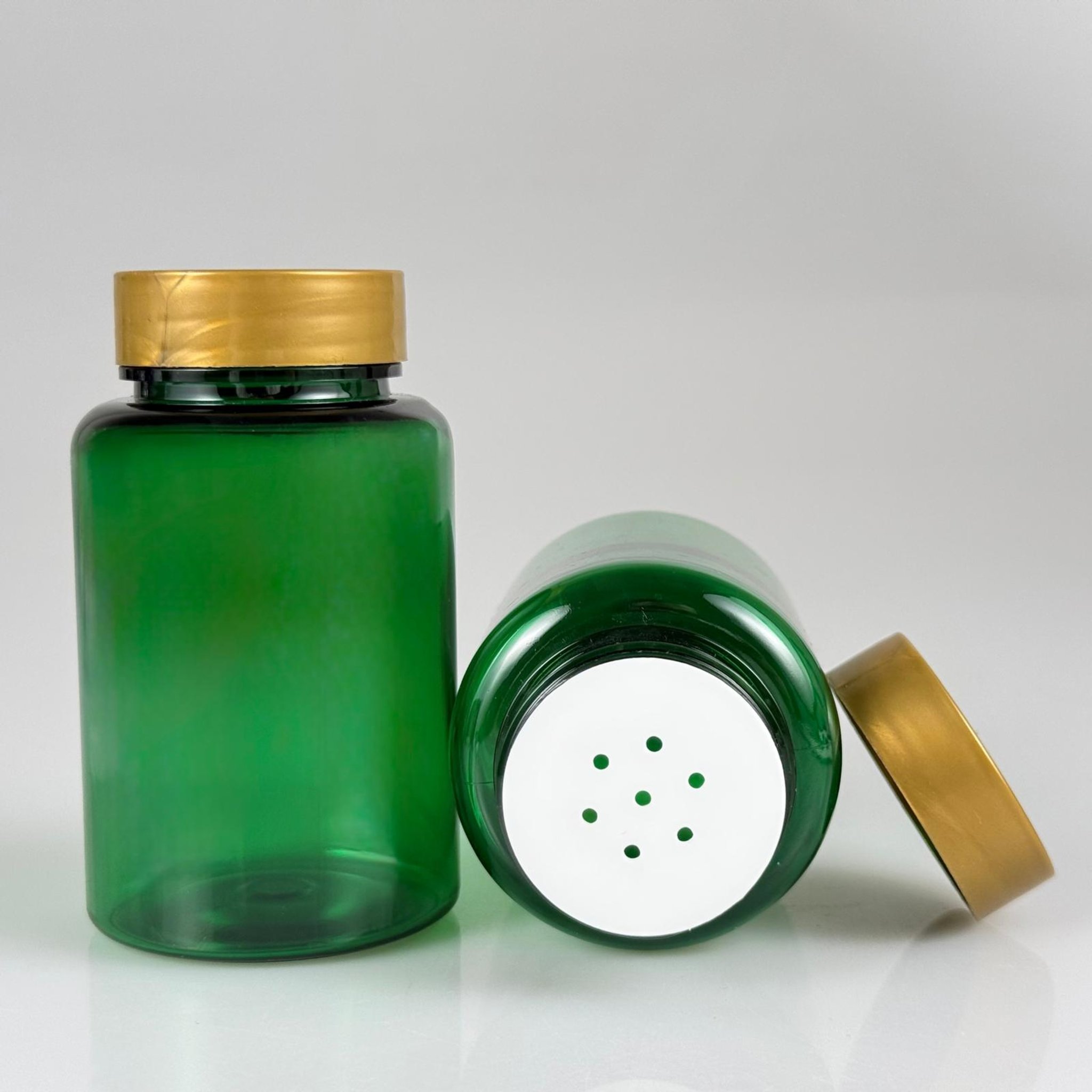 150 CC YEŞİL PET PUDRA ŞİŞESİ + GOLD PLASTİK KAPAKLI + PUDRA TIPALI TAKIM - 150 ML PUDRA KUTUSU, EKO TUZLUK