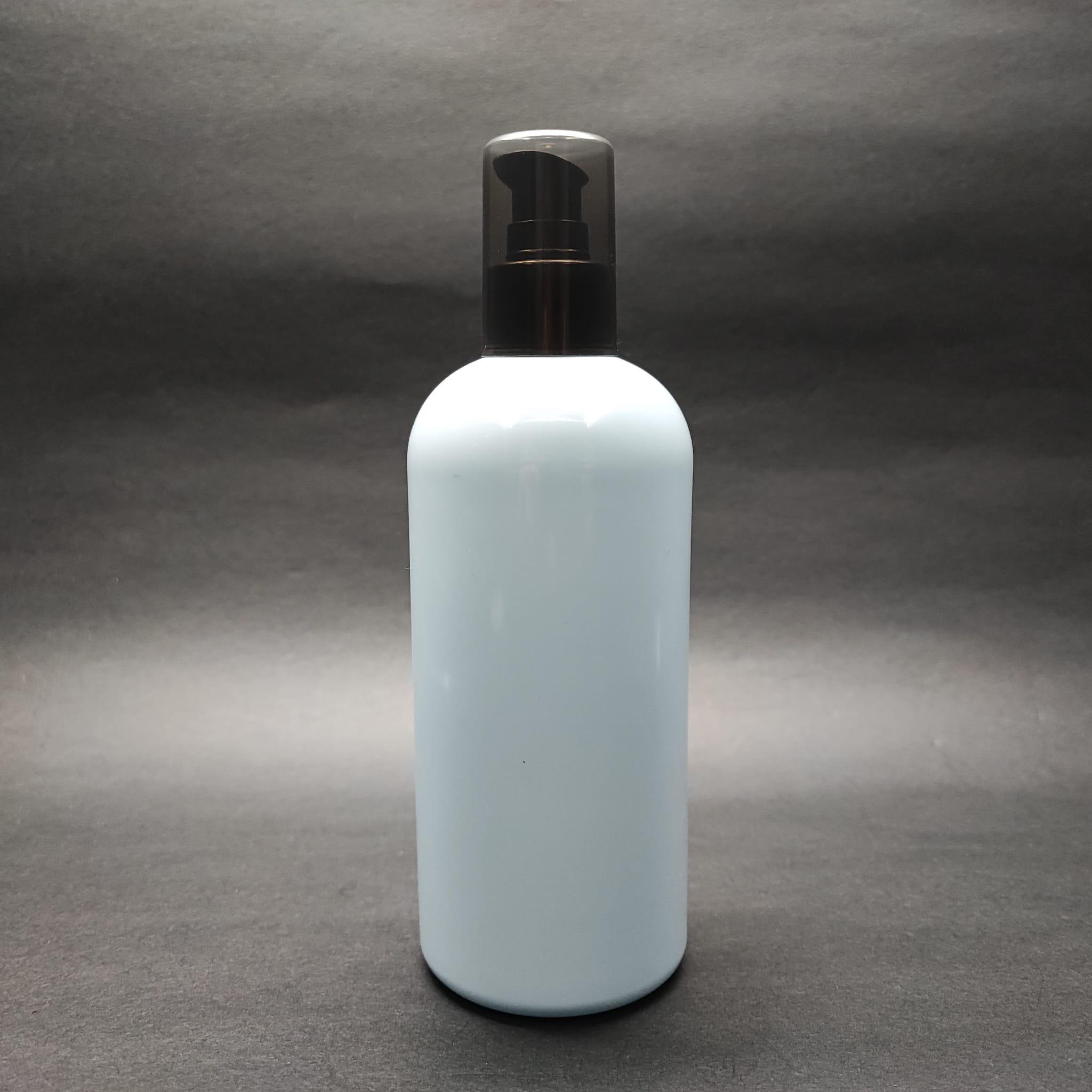 400 CC OVAL BOYUNLU SİLİNDİR PET ŞİŞE (30 GR) - SİYAH LOSYON POMPALI - 400 ML PLASTİK ŞİŞE - BEBEK MAVİSİ