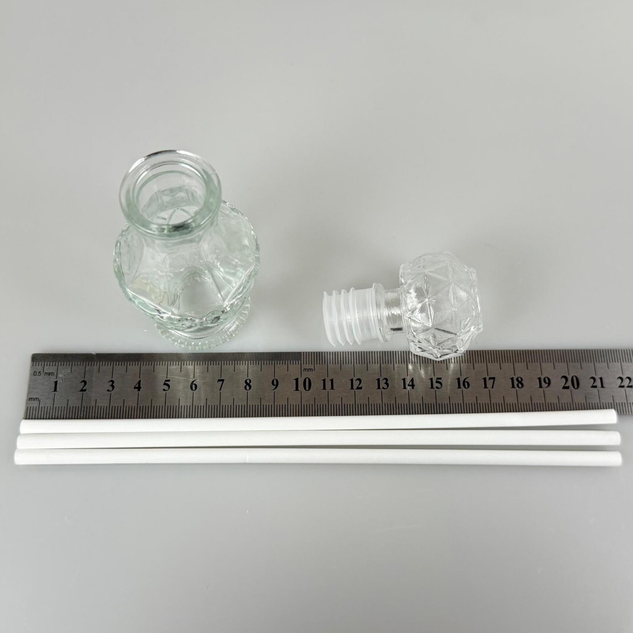 OVAL LÜKS MODEL CAM BAMBU ODA KOKUSU ŞİŞESİ + CAM TIPA + 3 ADET FİBER BEYAZ BAMBU ÇUBUK - 50 ML SET TAKIM - HEDİYELİK PROMOSYON LÜX DİFFUSER ŞİŞELERİ