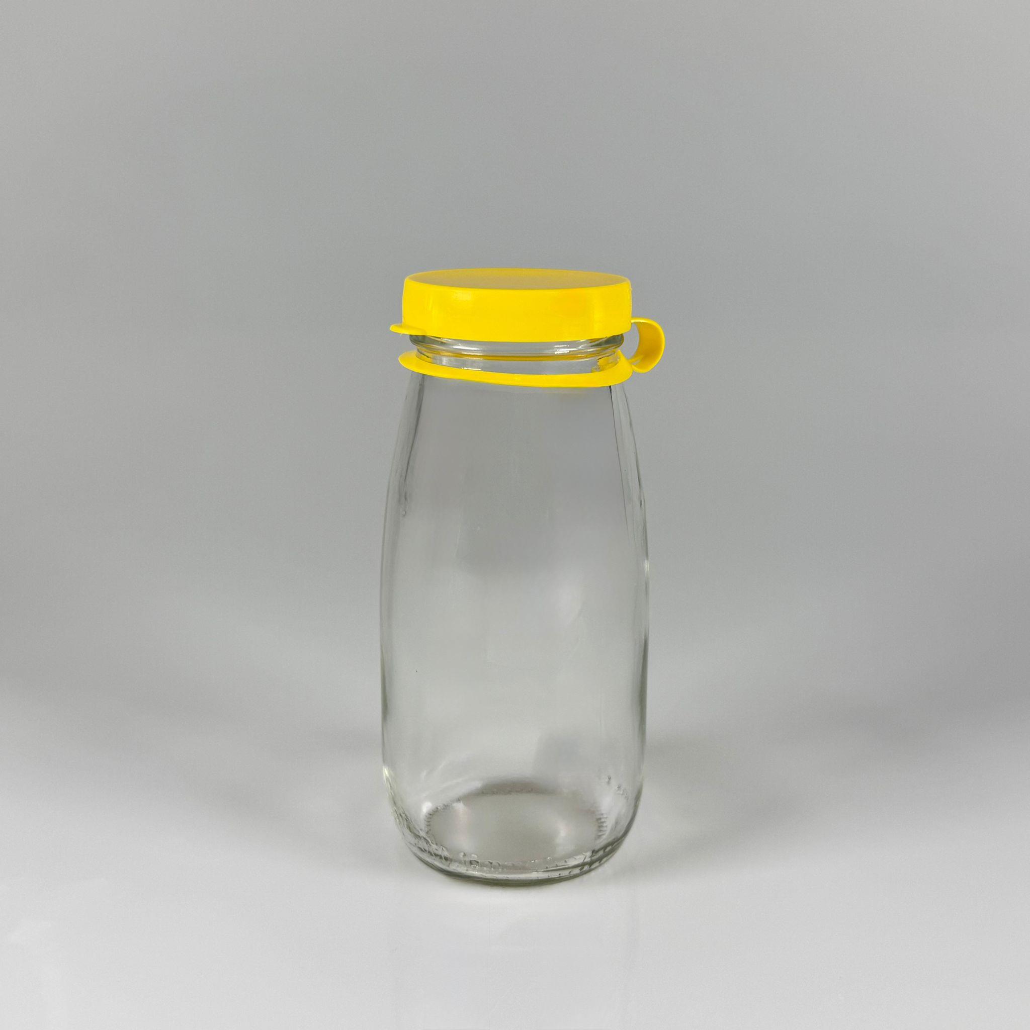 NOSTALJİ ESKİ TİP CAM AYRAN ŞİŞESİ - SÜT, LİMONATA, ŞIRA. ŞERBET. MEYVE SUYU, EV YAPIMI MEŞRUBAT, SMOOTHIE, KOKTEYL VB KAFETERYA, RESTORAN, EV KULLANIMI VB İÇİN - SARI GEÇME KAPAKLI 250 CC BOŞ CAM ŞİŞELERİ