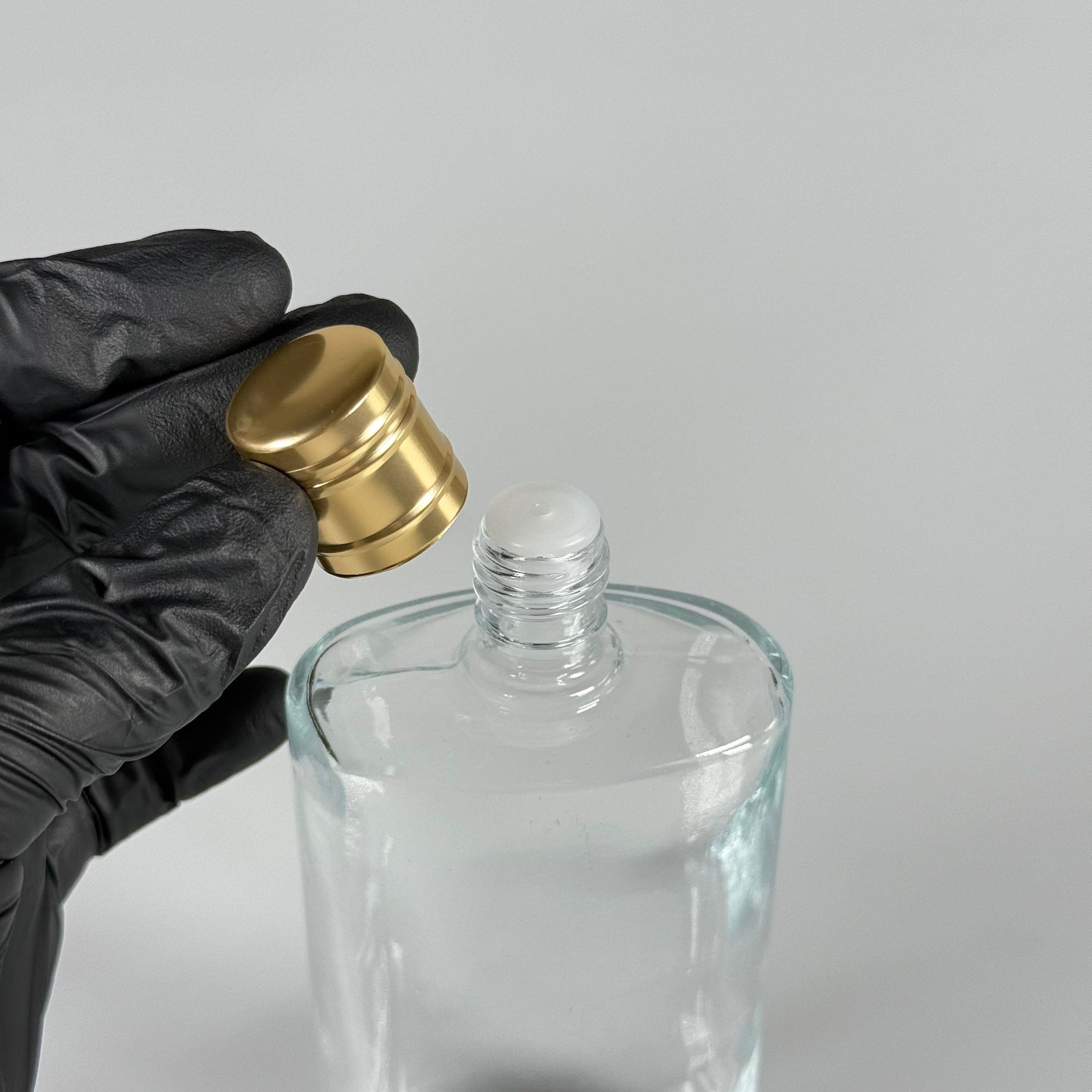 200 CC CAM YASSI KOLONYA ŞİŞESİ TIPALI - GOLD KAPAKLI - 200 ML YASSI CAM KOLONYA ŞİŞESİ