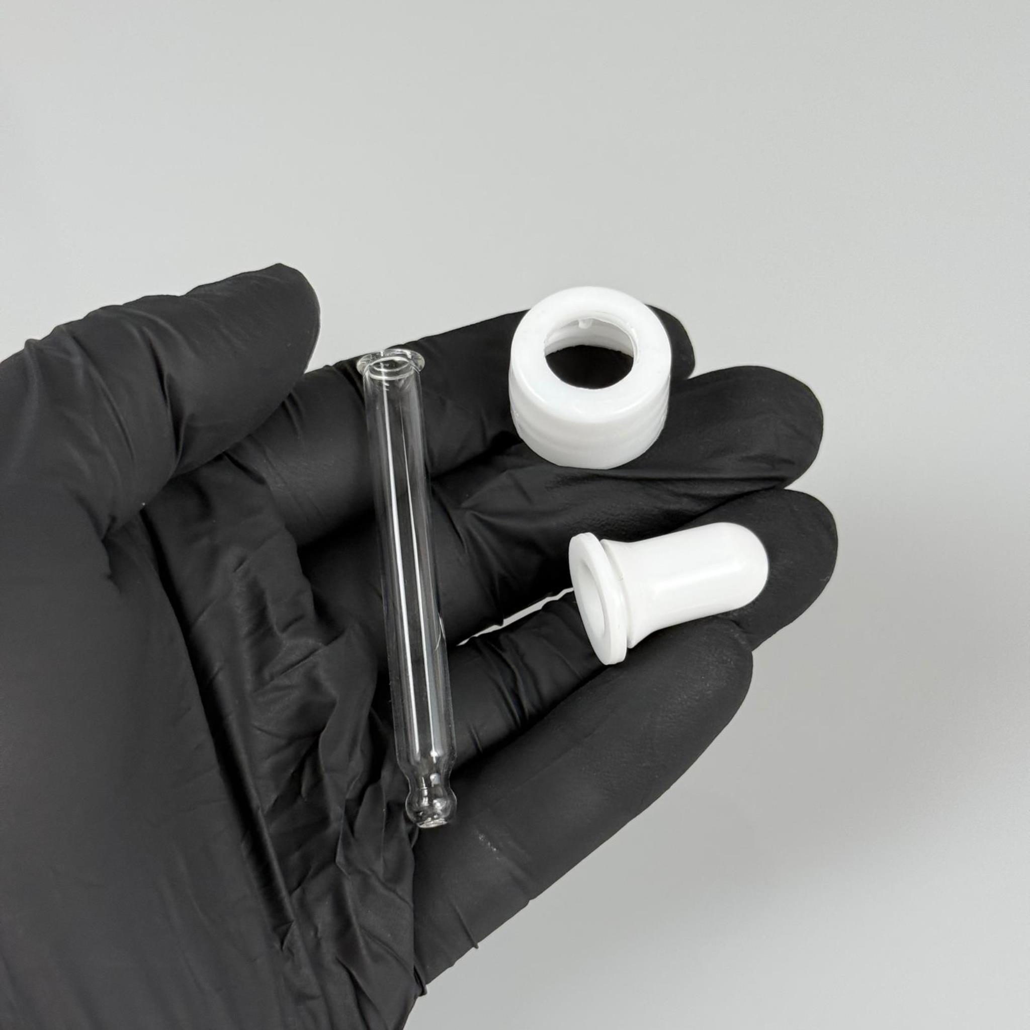 18 MM CAM DAMLALIKLI TAKIM - BEYAZ EMZİK +  DELİKLİ PLASTİK DÜZ BEYAZ KAPAK + 59 MM CAM PİPET