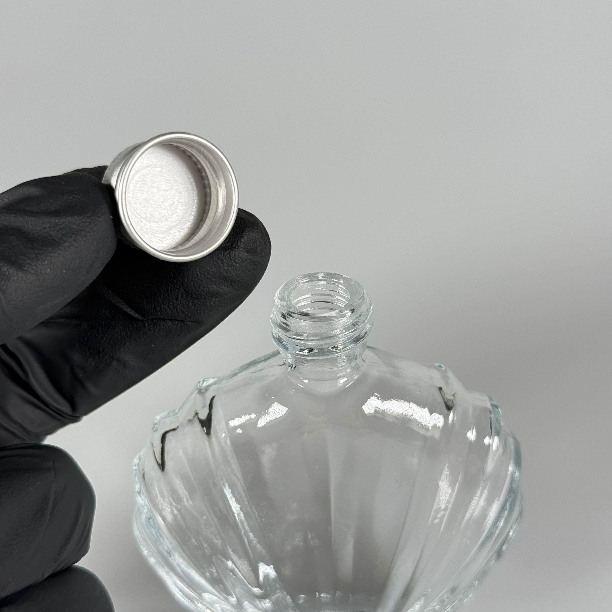 45 CC İSTİRİDYE MODEL CAM ŞİŞE - GÜMÜŞ METAL KAPAKLI - 45 ML PRESTİJLİ ŞİŞE