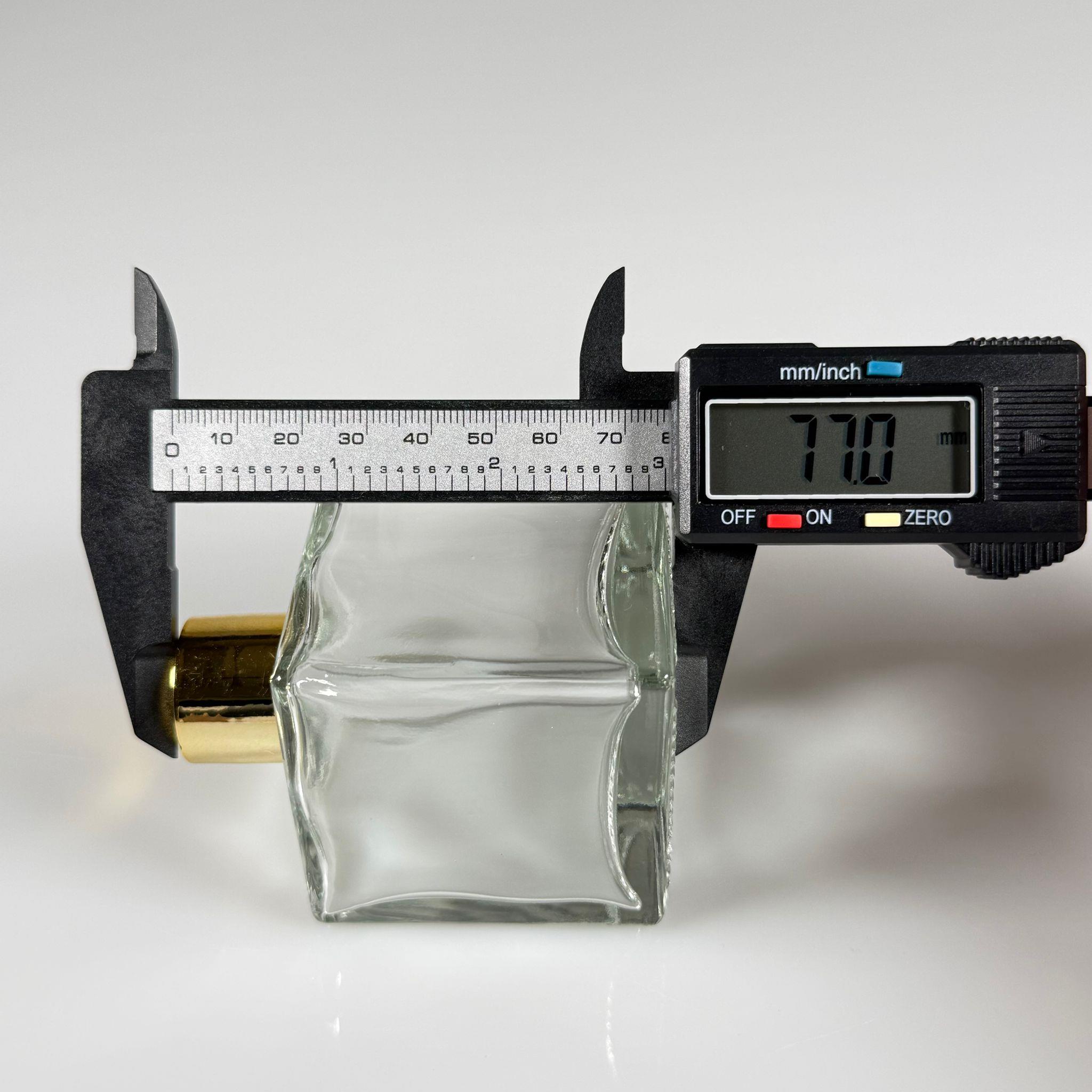 100 CC KARE BAMBU CAM BAMBU ODA KOKUSU ŞİŞESİ - 100 ML KÖŞELİ BAMBU ODA KOKUSU ŞİŞESİ - DİFÜZÖR ŞİŞE- CAM ŞİŞE + GOLD PLASTİK KAPAK (KİMYASALA TEMASTA KAPAĞIN BOYASI ÇIKABİLİR) + TIPA - YENİ MODEL