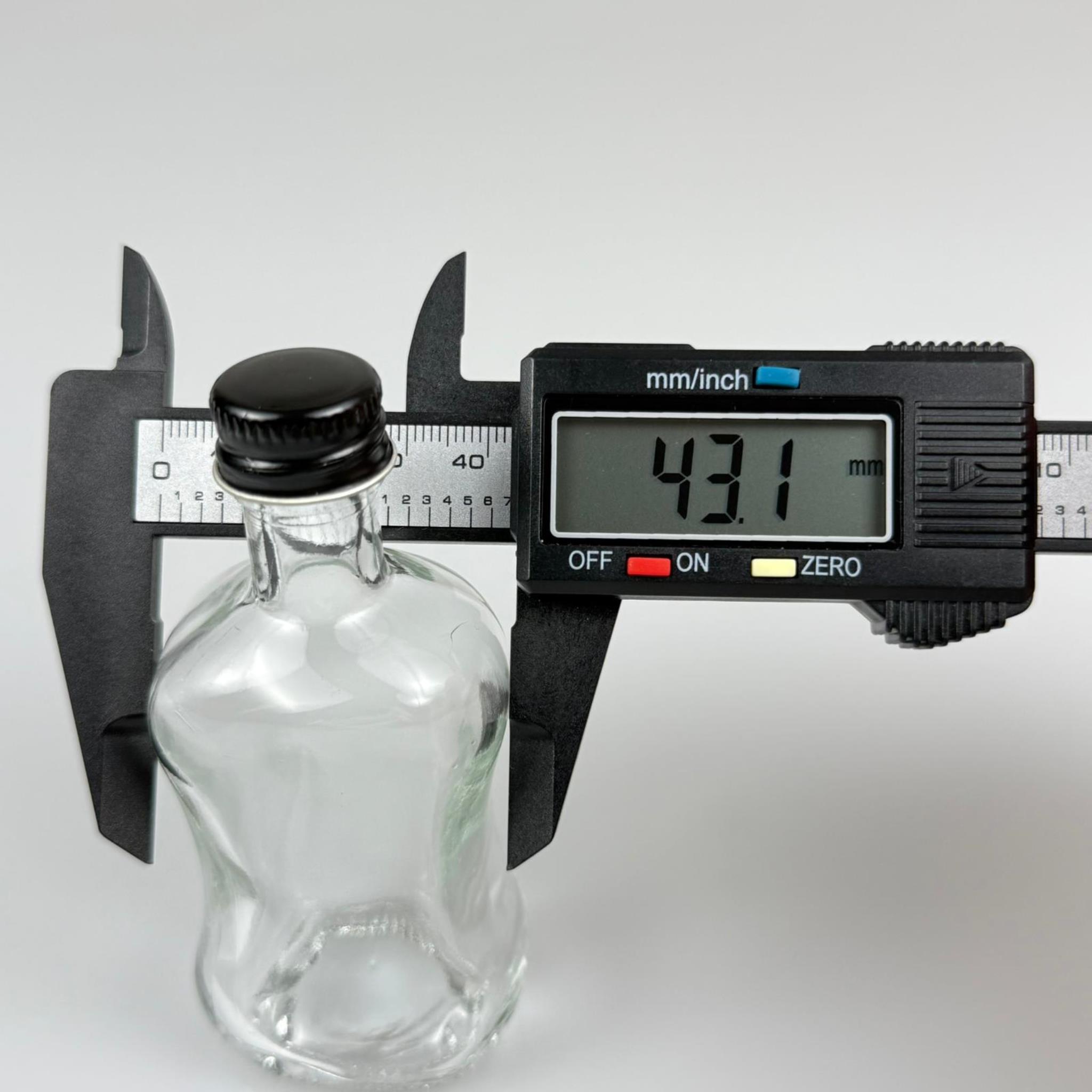 50 CC BOĞAZLI İNCE BELLİ CAM ŞİŞE - SİYAH METAL KAPAKLI KOLONYA TIPALI - 50 ML PRESTİJLİ ŞİŞE