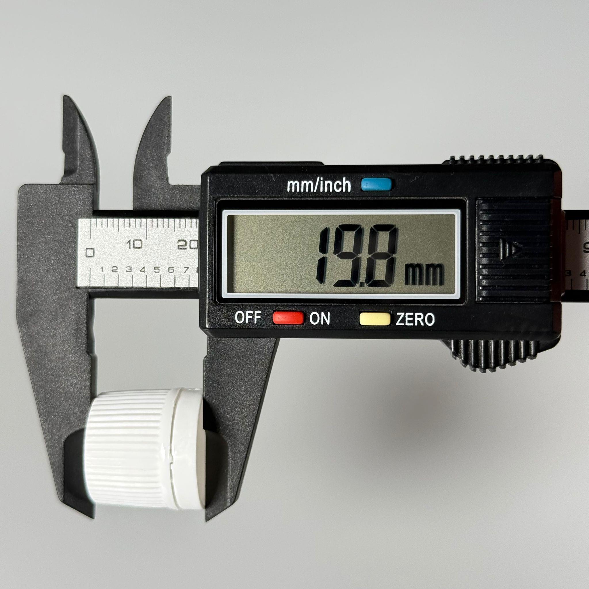 18 MM KİLİTLİ KENDİNDEN CONTALI BEYAZ KAPAK (DROPPER CAM ŞİŞELERDE SIZDIRMAZLIK TESTİNİ GEÇMİŞTİR)